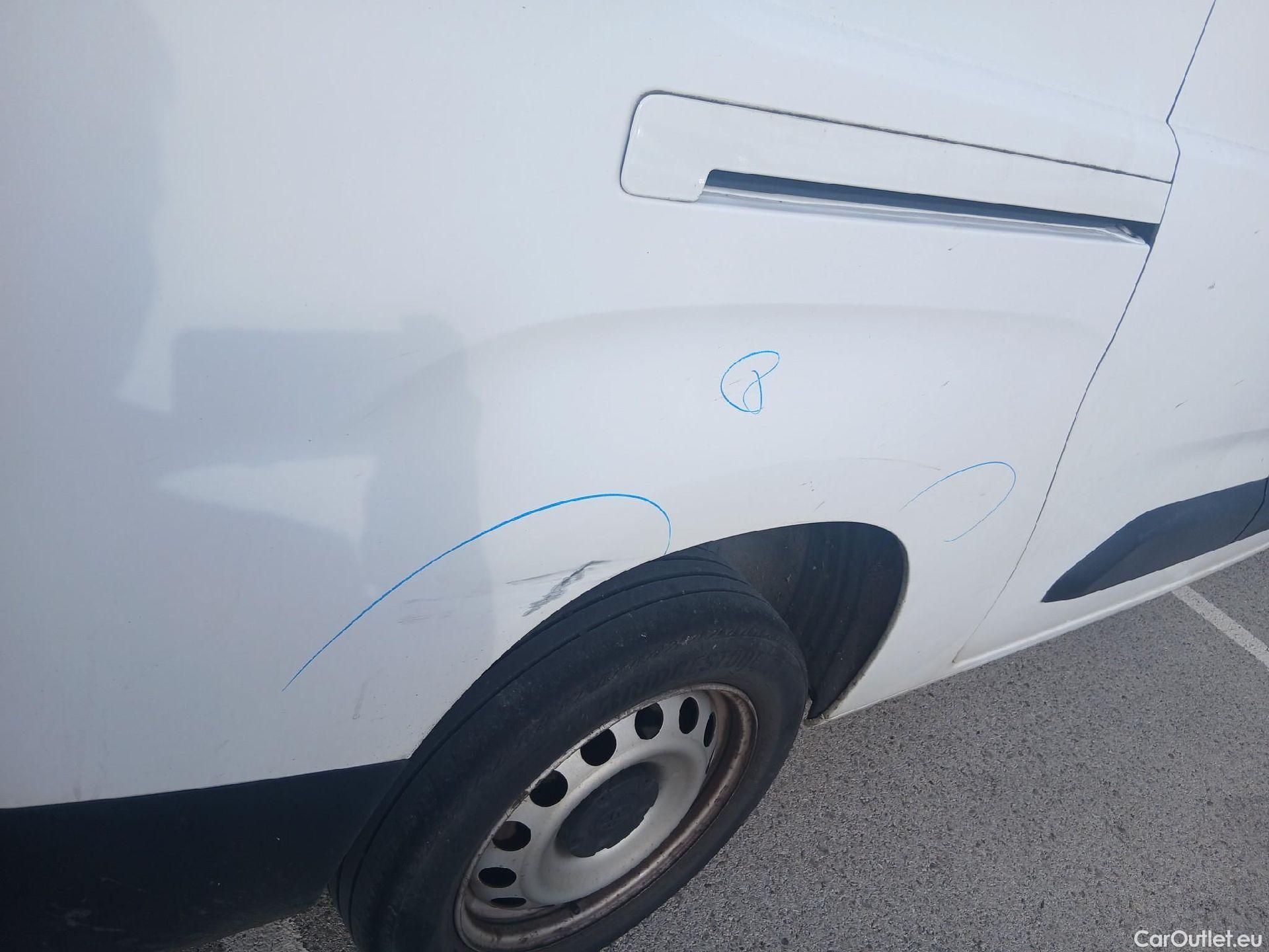  Toyota  Proace TOYOTA  City/2020/4P/furgón derivado de turismo 1.5D 96kW (130CV) GX Larga #32