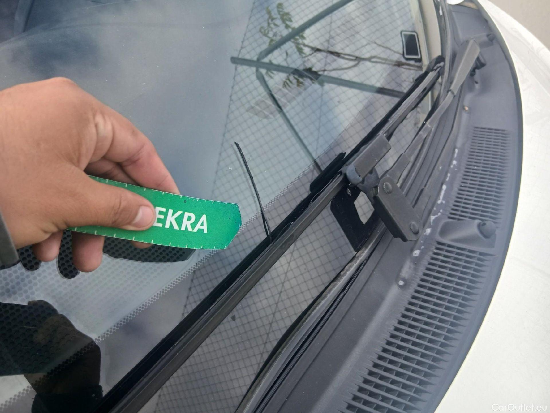  Toyota  Aygo TOYOTA  / 2018 / 5P / minicoche 1.0 70 x-play #19