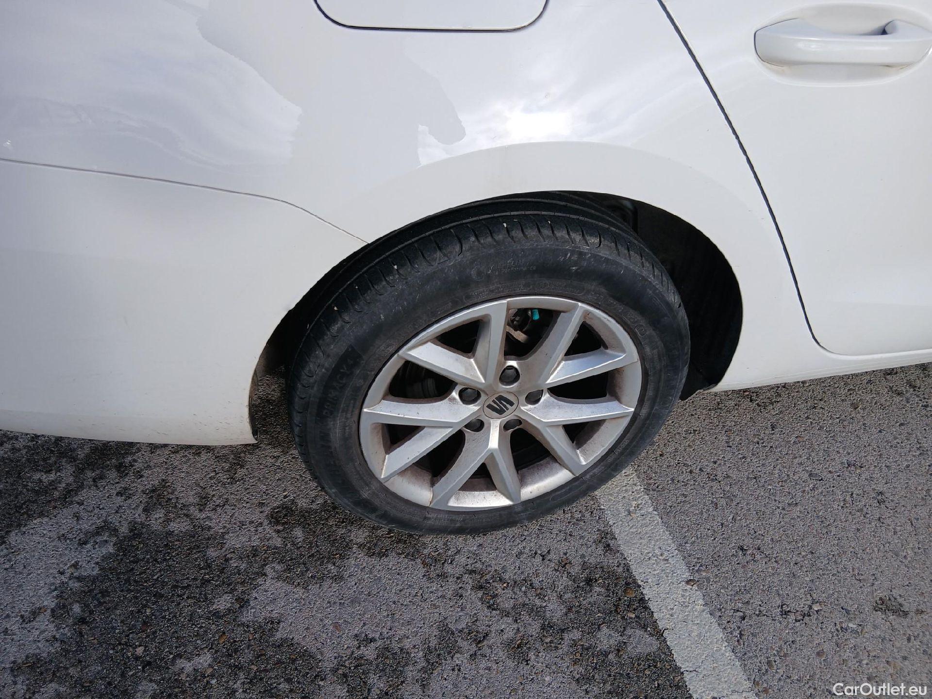  Seat  Leon SEAT Nuevo León / 2020 / 5P / familiar SP 2.0 TDI 85kW Style Go(SP) #31