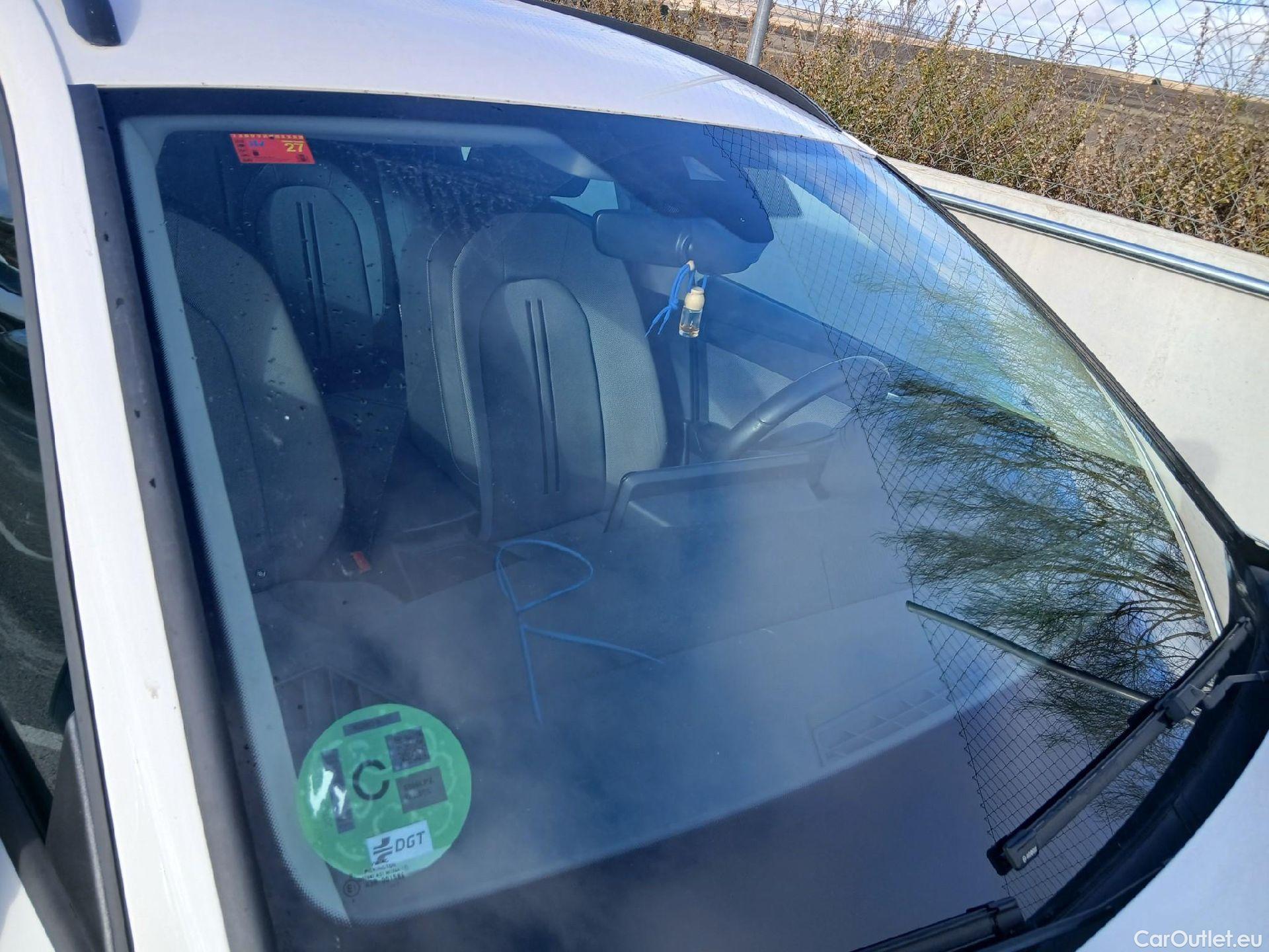  Seat  Leon SEAT Nuevo León / 2020 / 5P / familiar SP 2.0 TDI 85kW Style Go(SP) #37