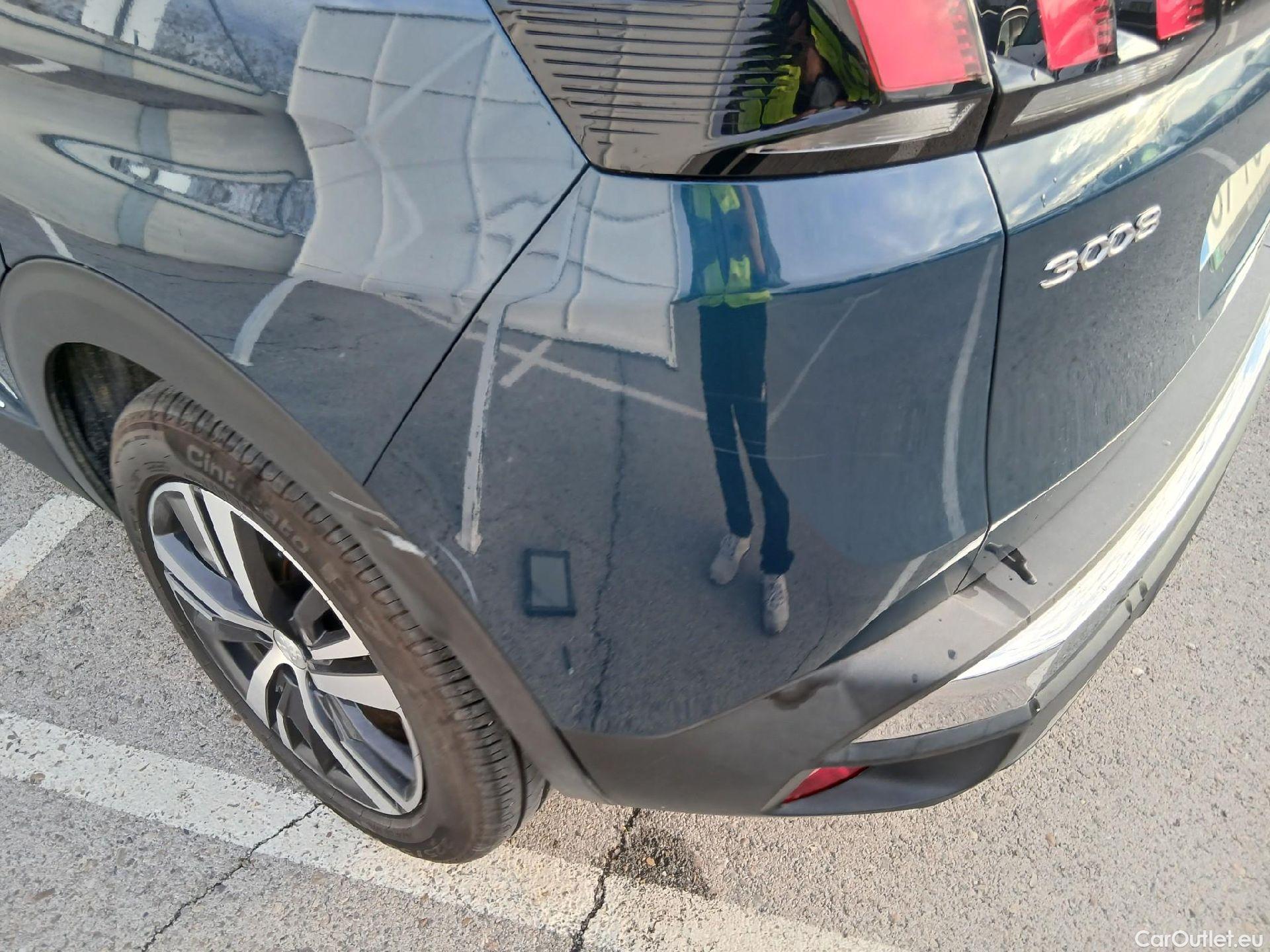  Peugeot  3008 PEUGEOT  / 2020 / 5P / todoterreno 1.5 BlueHDi 96kW (130CV) S&S Allure #27