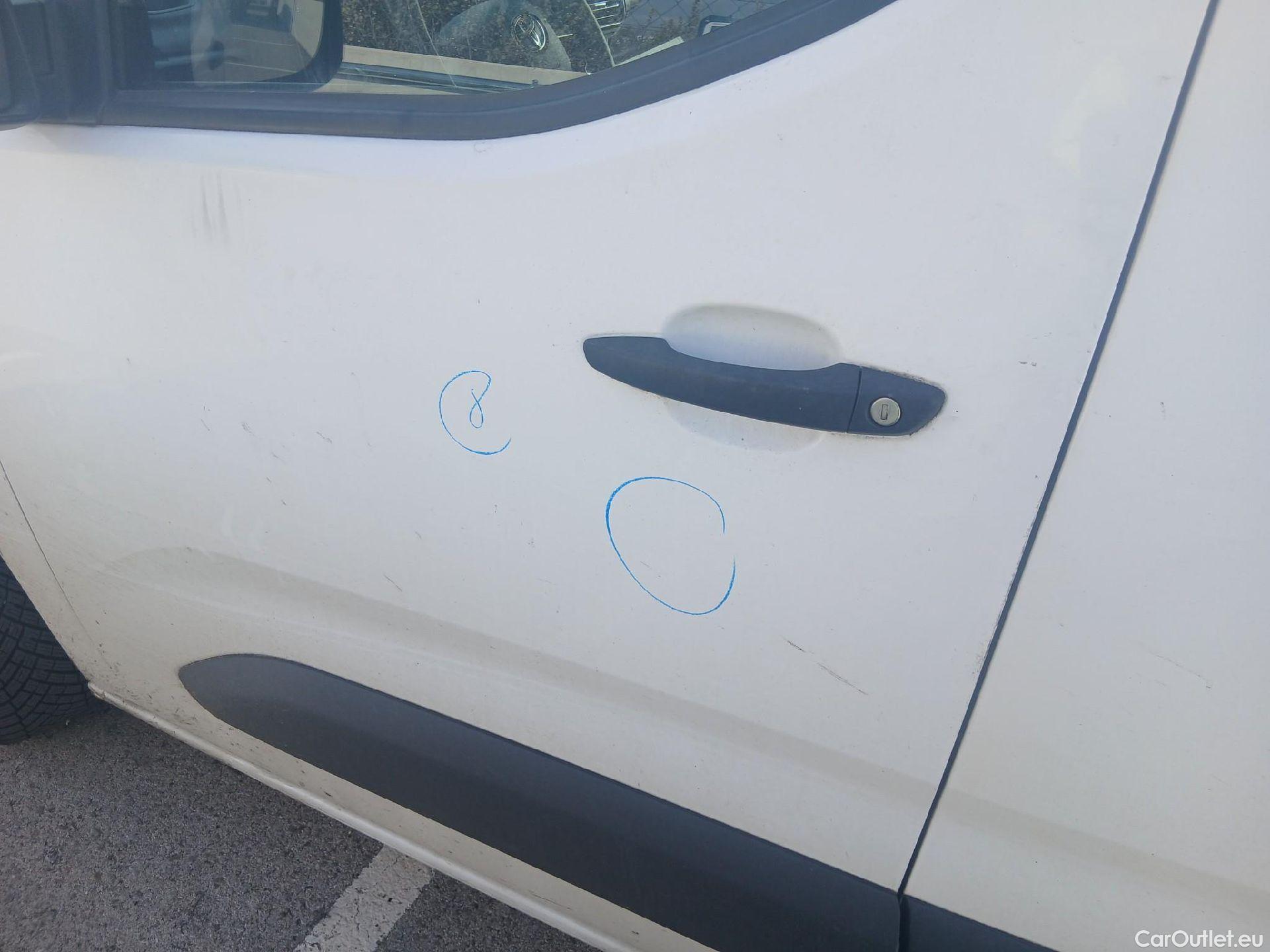  Toyota  Proace TOYOTA  City/2020/4P/furgón derivado de turismo 1.5D 96kW (130CV) GX Larga #20