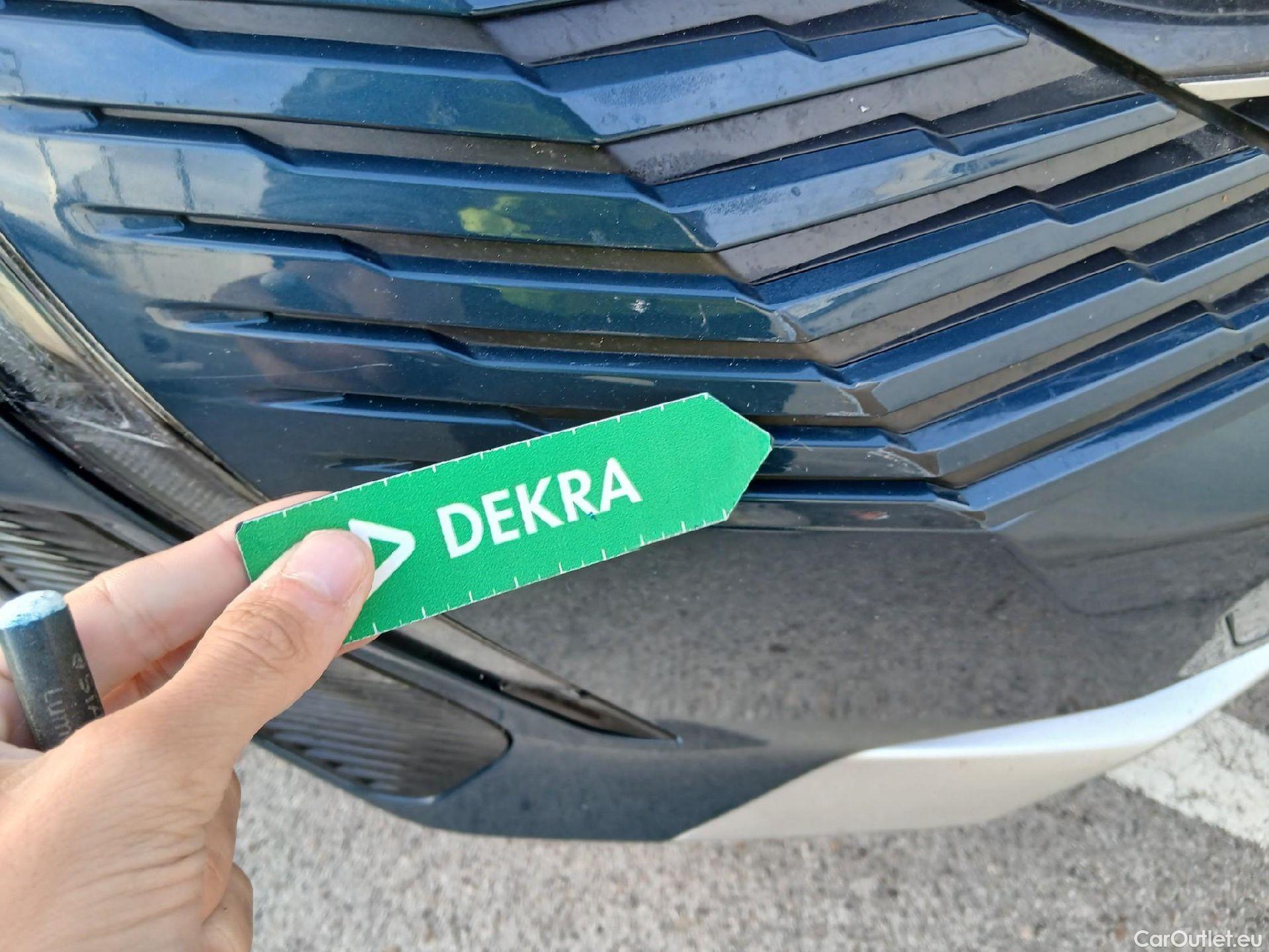  Peugeot  3008 PEUGEOT  / 2020 / 5P / todoterreno 1.5 BlueHDi 96kW (130CV) S&S Allure #4