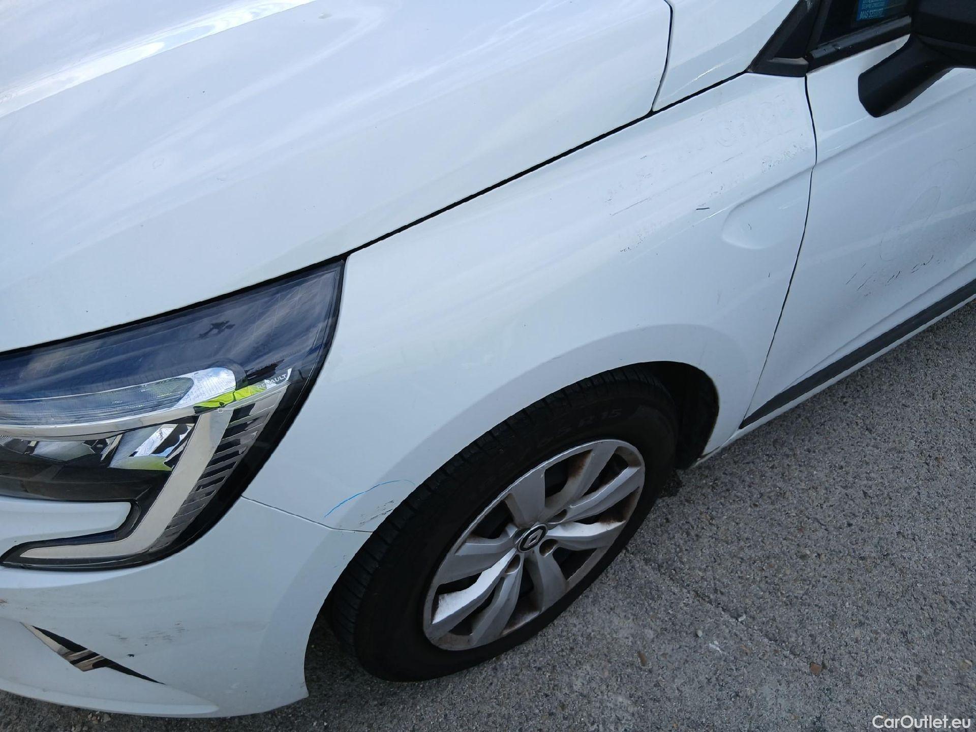  Renault  Clio RENAULT  / 2019 / 5P / berlina con portón Business Blue dCi 74kW (100CV) #21