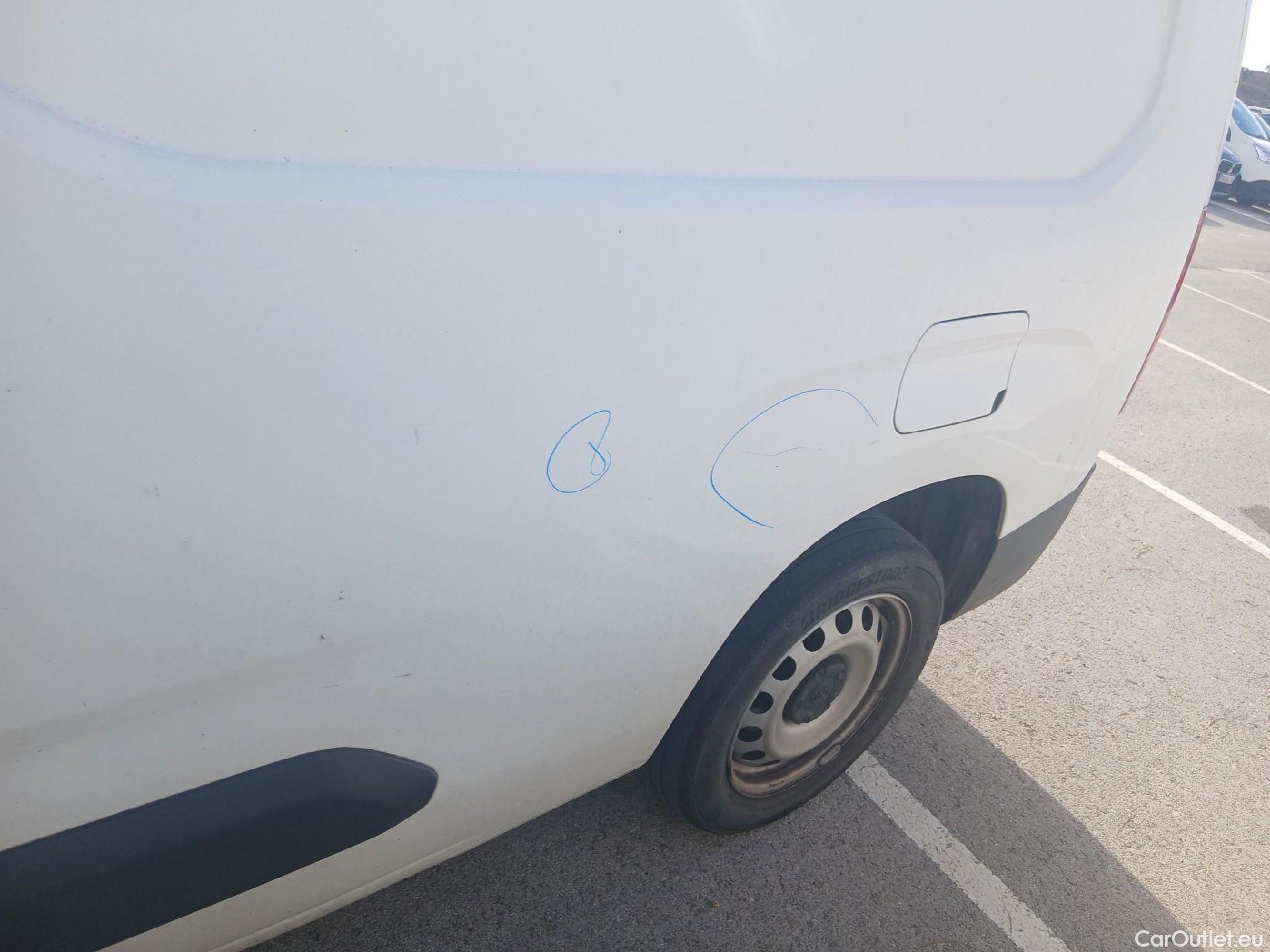  Toyota  Proace TOYOTA  City/2020/4P/furgón derivado de turismo 1.5D 96kW (130CV) GX Larga #22