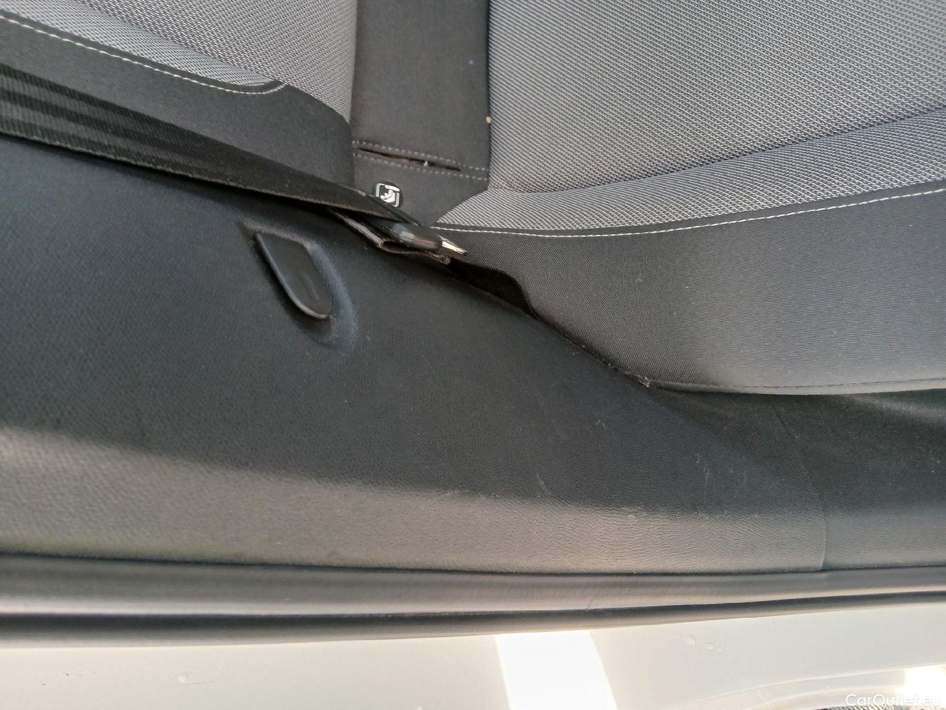  Seat  Leon SEAT Nuevo León / 2020 / 5P / familiar SP 2.0 TDI 85kW Style Go(SP) #15