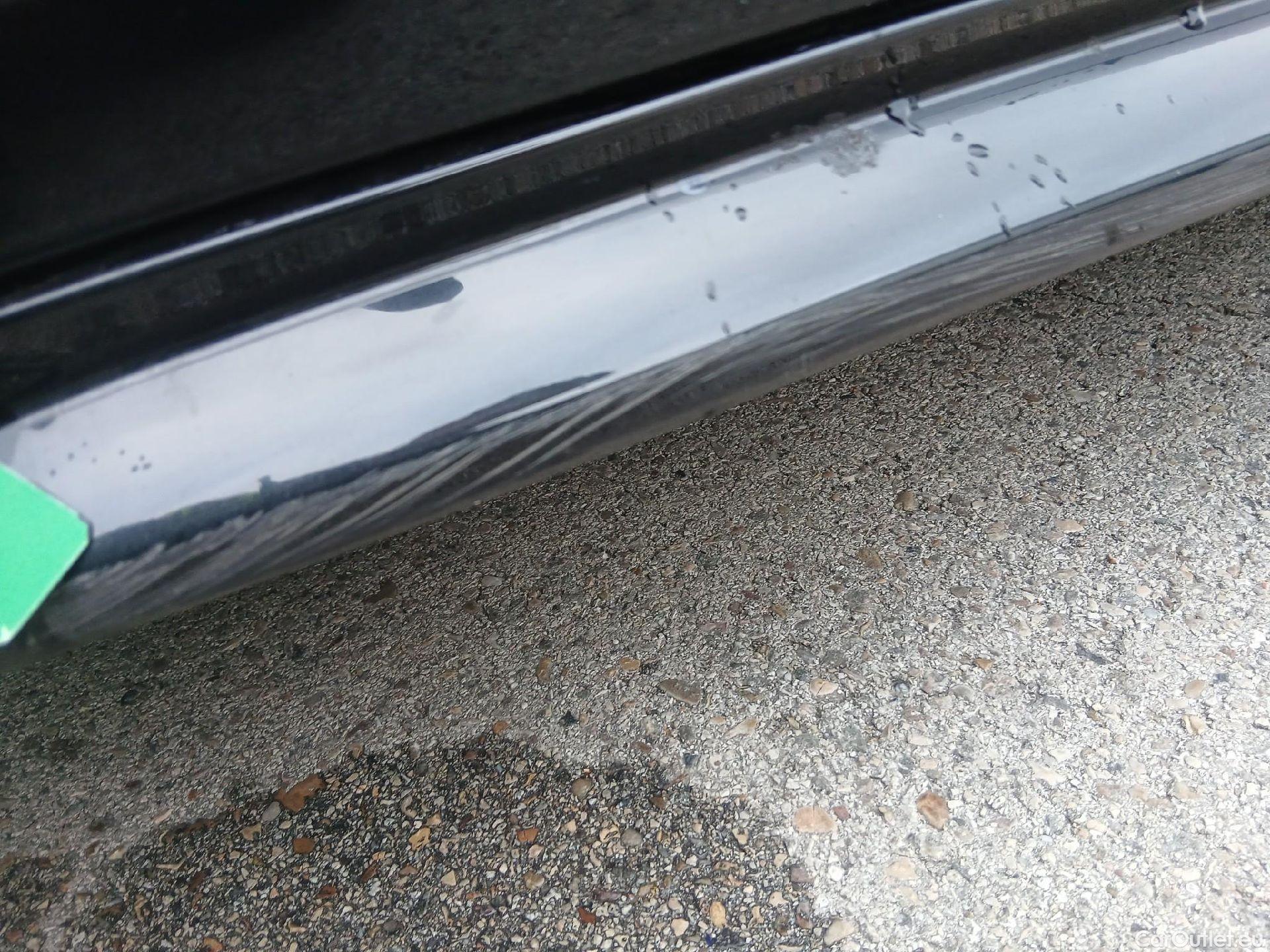  Toyota  Corolla TOYOTA  / 2019 / 5P / familiar 1.8 125H ACTIVE E-CVT TOURING SPORT #15