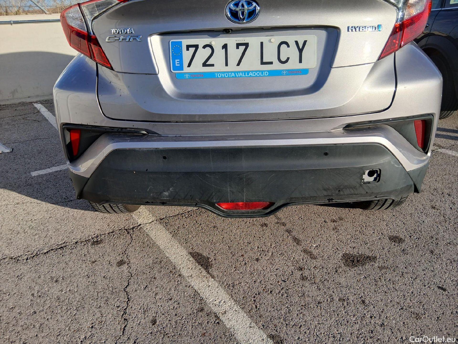  Toyota  C-HR TOYOTA  / 2016 / 5P / todoterreno 1.8 125H Advance (CX) #10