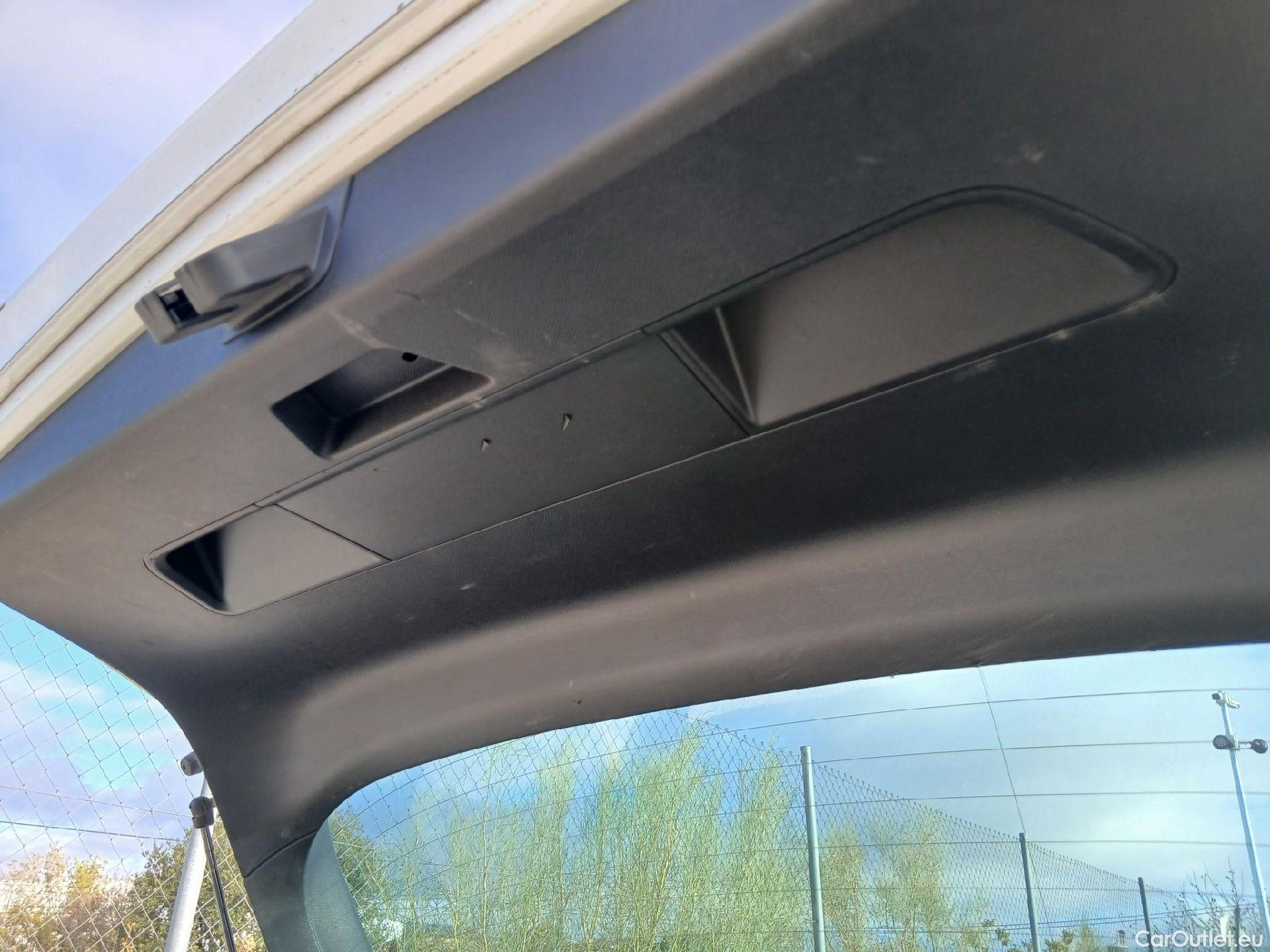  Seat  Leon SEAT Nuevo León / 2020 / 5P / familiar SP 2.0 TDI 85kW Style Go(SP) #12