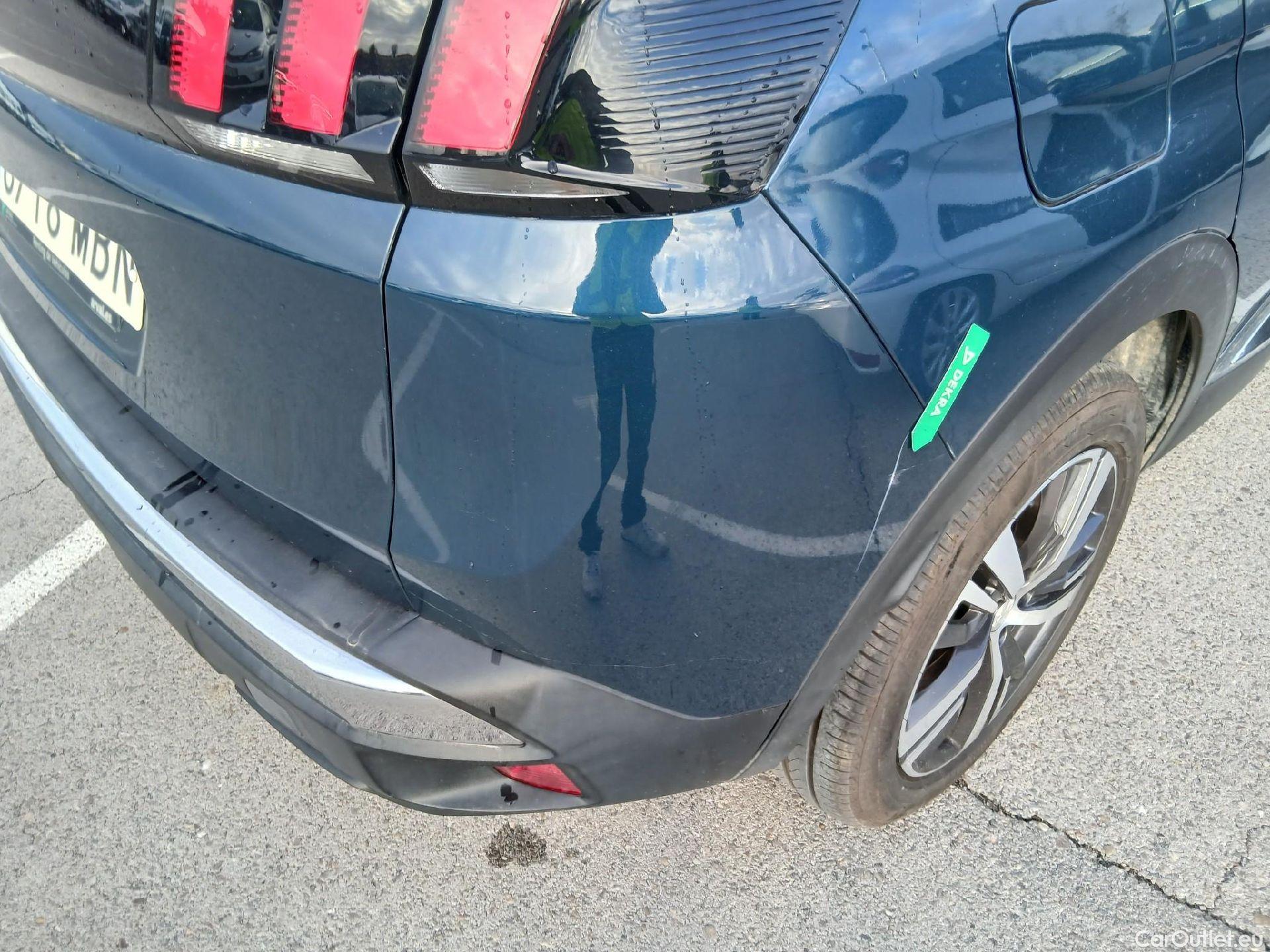  Peugeot  3008 PEUGEOT  / 2020 / 5P / todoterreno 1.5 BlueHDi 96kW (130CV) S&S Allure #29