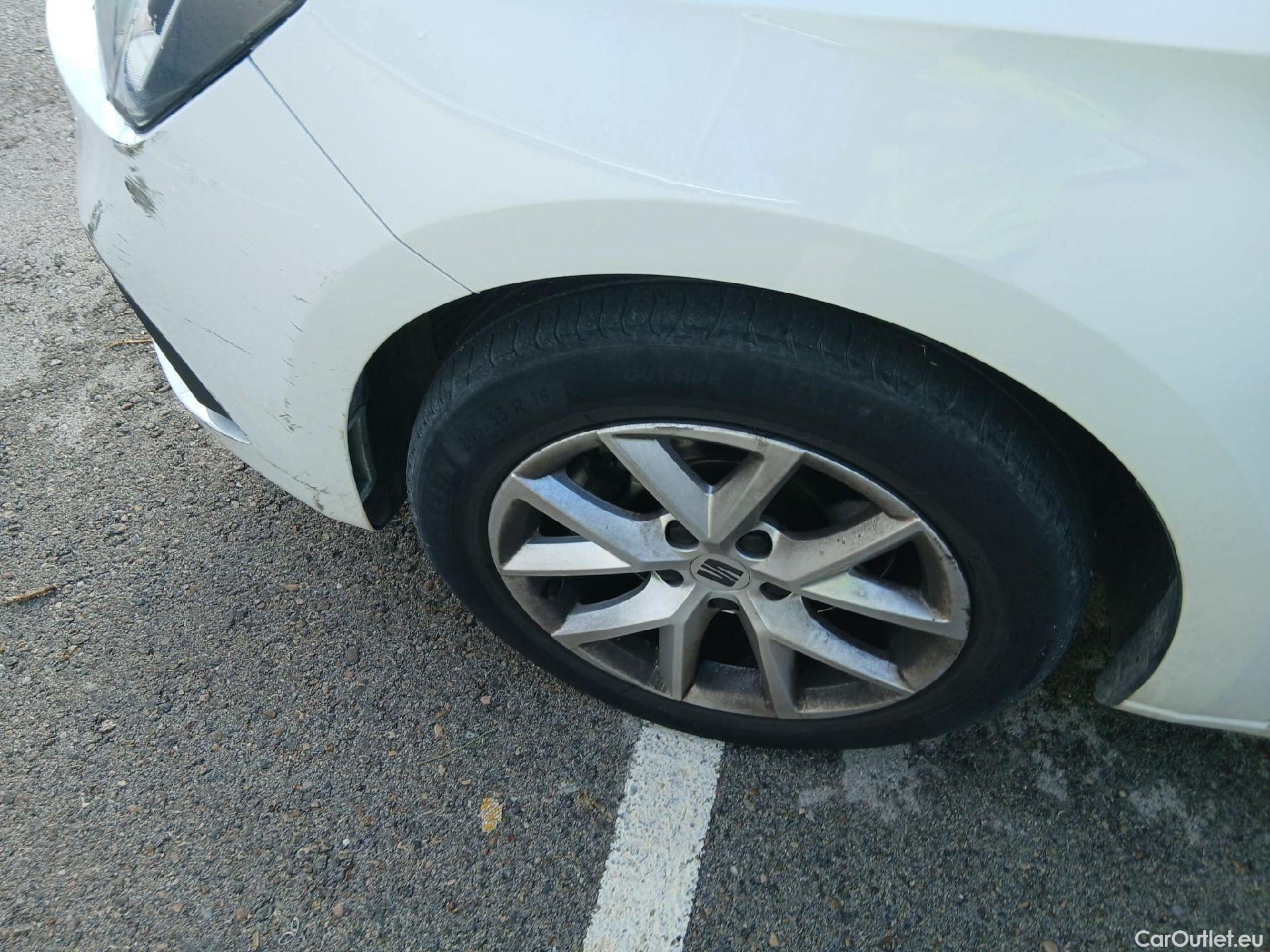  Seat  Leon SEAT Nuevo León / 2020 / 5P / familiar SP 2.0 TDI 85kW Style Go(SP) #25