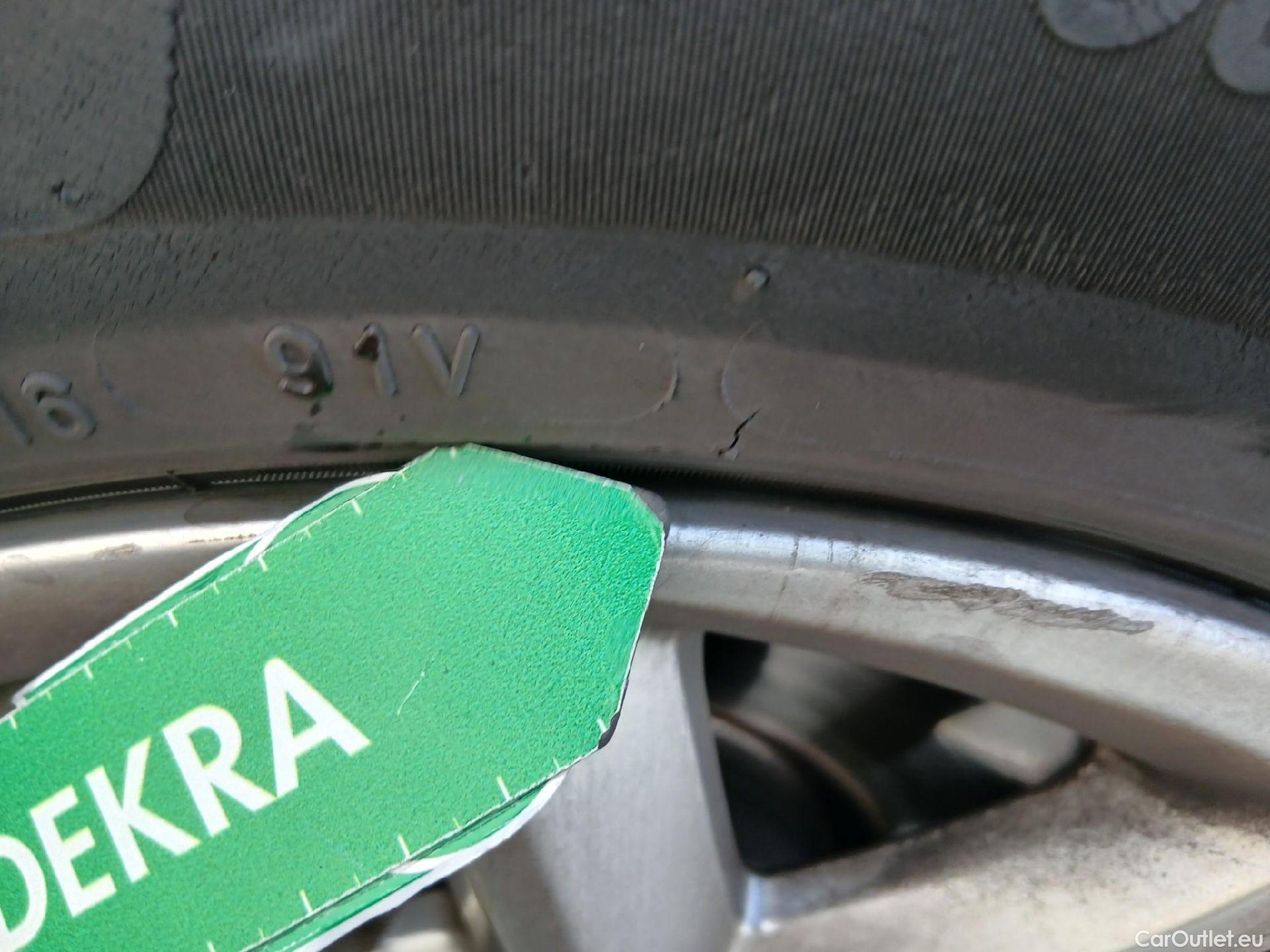  Seat  Leon SEAT Nuevo León / 2020 / 5P / familiar SP 2.0 TDI 85kW Style Go(SP) #28