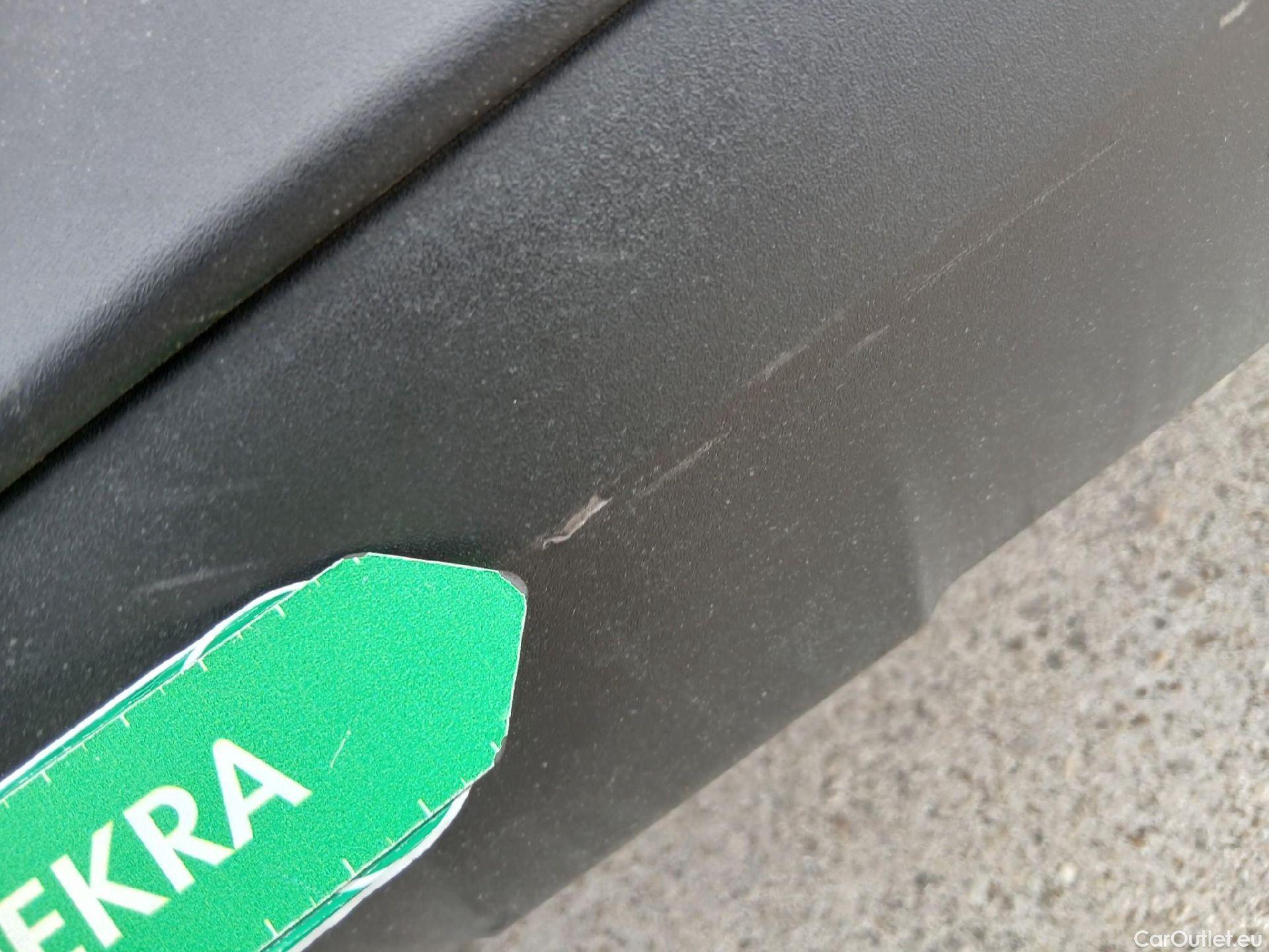  Seat  Arona SEAT  / 2017 / 5P / todoterreno 1.0 TSI 81kW (110CV) Style Plus (AC) #9