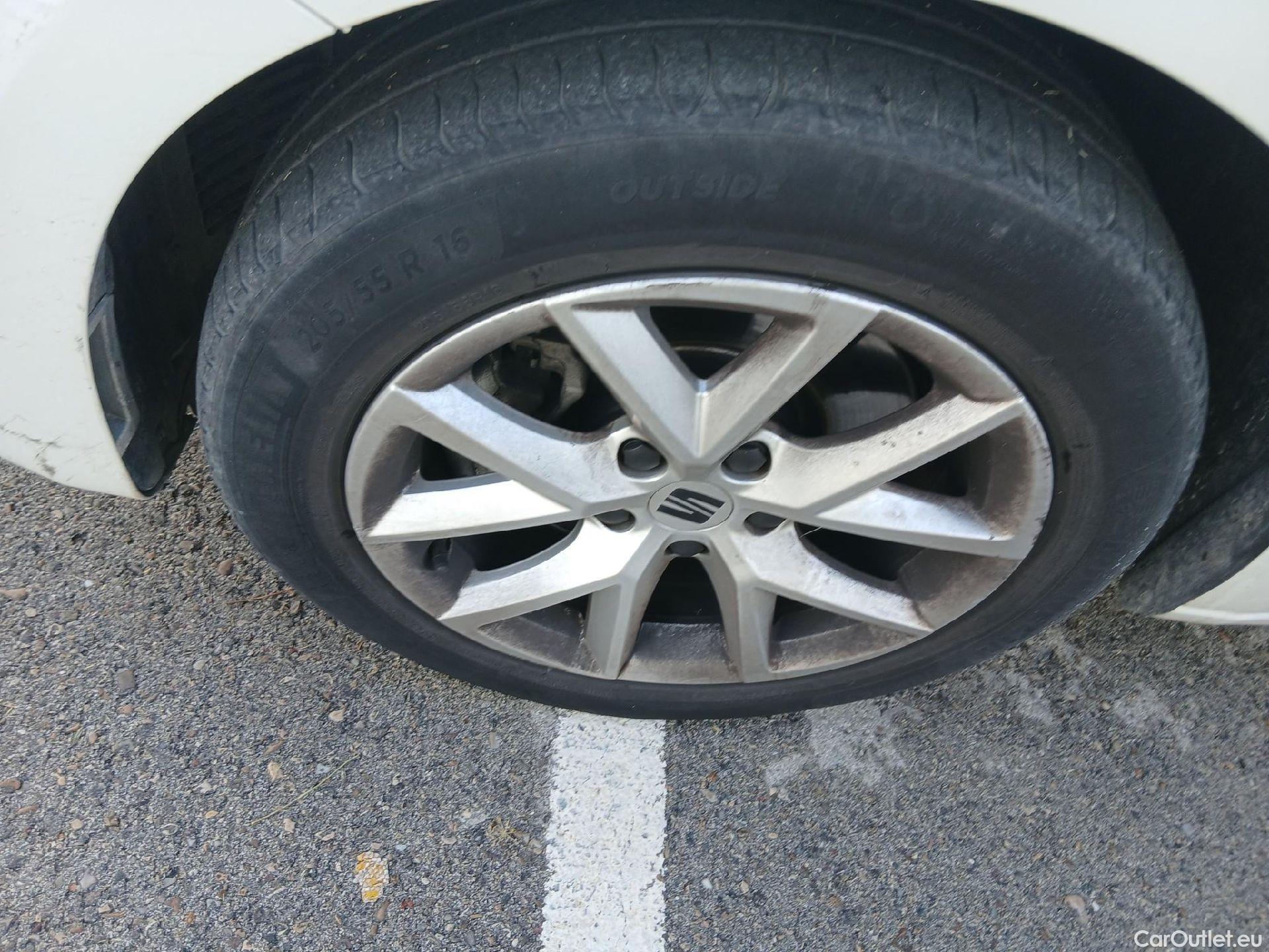  Seat  Leon SEAT Nuevo León / 2020 / 5P / familiar SP 2.0 TDI 85kW Style Go(SP) #27