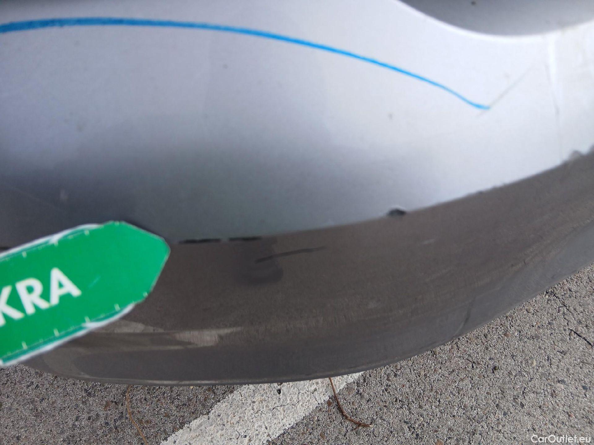  Volkswagen  Passat VOLKSWAGEN  / 2019 / 4P / sedán 2.0 TDI 90kW (122CV) DSG #23