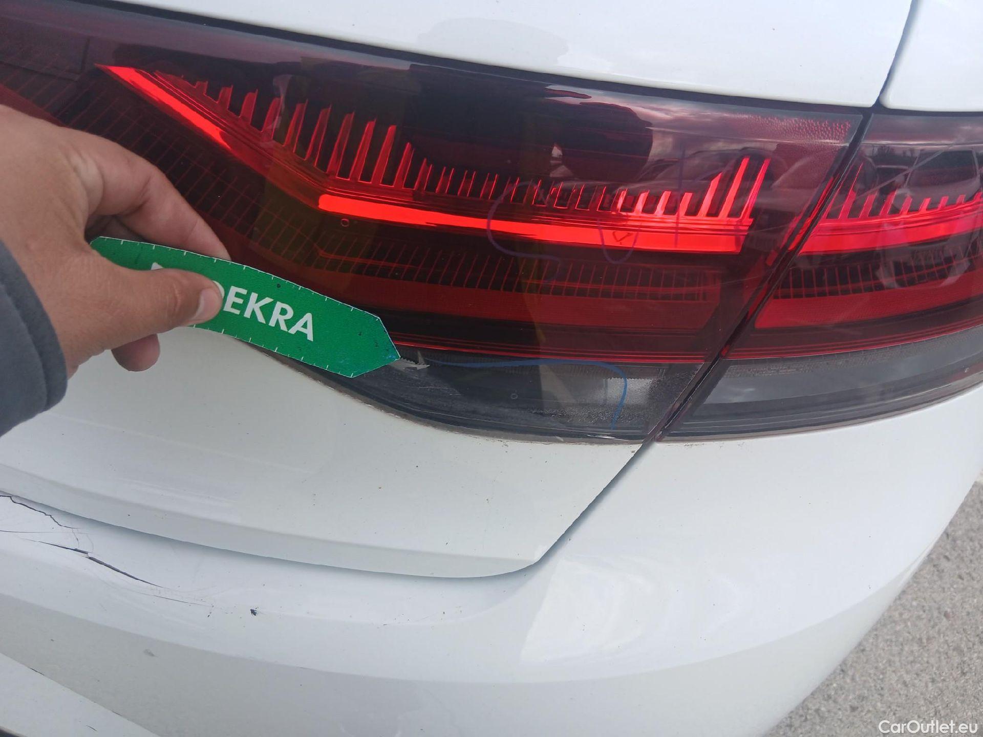  Renault  Megane RENAULT Mégane / 2020 / 5P / berlina con portón Intens Blue dCi 85 kW (115CV) #21