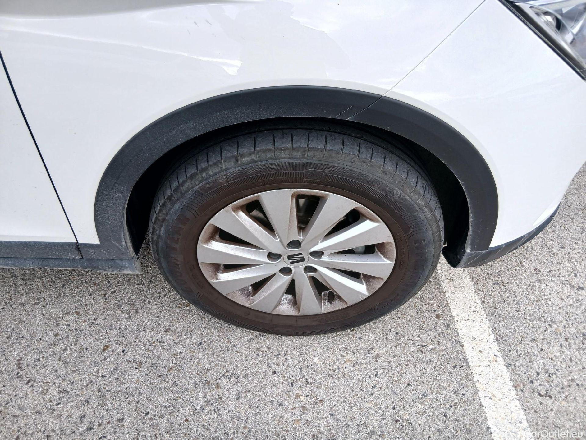  Seat  Arona SEAT  / 2017 / 5P / todoterreno 1.0 TSI 81kW (110CV) Style Plus (AC) #3