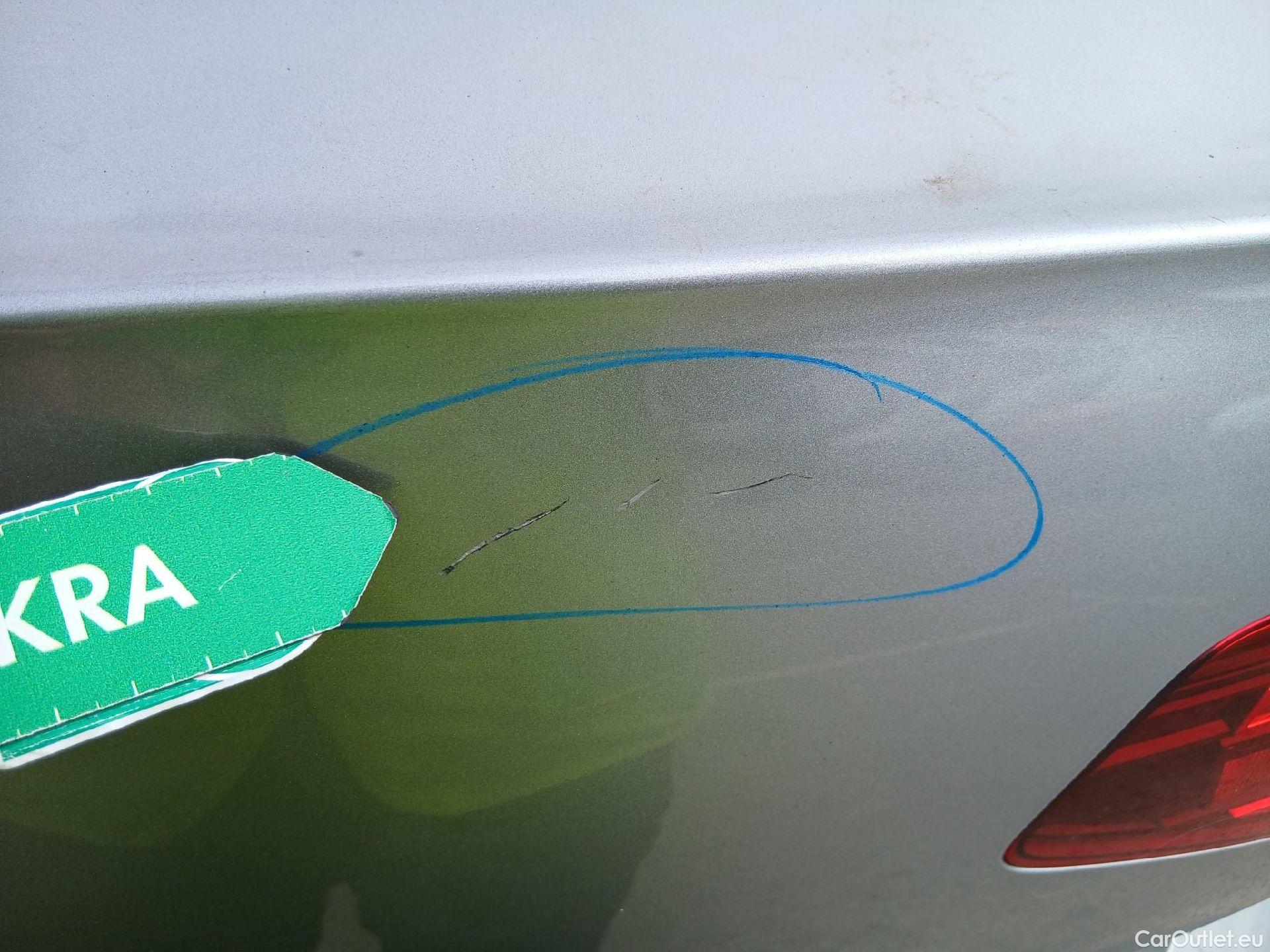  Volkswagen  Passat VOLKSWAGEN  / 2019 / 4P / sedán 2.0 TDI 90kW (122CV) DSG #19