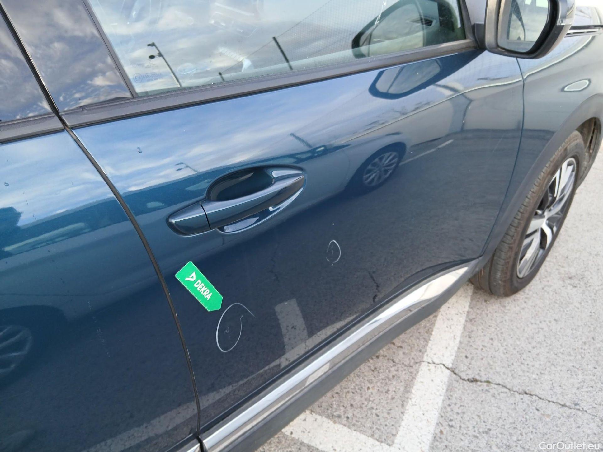  Peugeot  3008 PEUGEOT  / 2020 / 5P / todoterreno 1.5 BlueHDi 96kW (130CV) S&S Allure #36