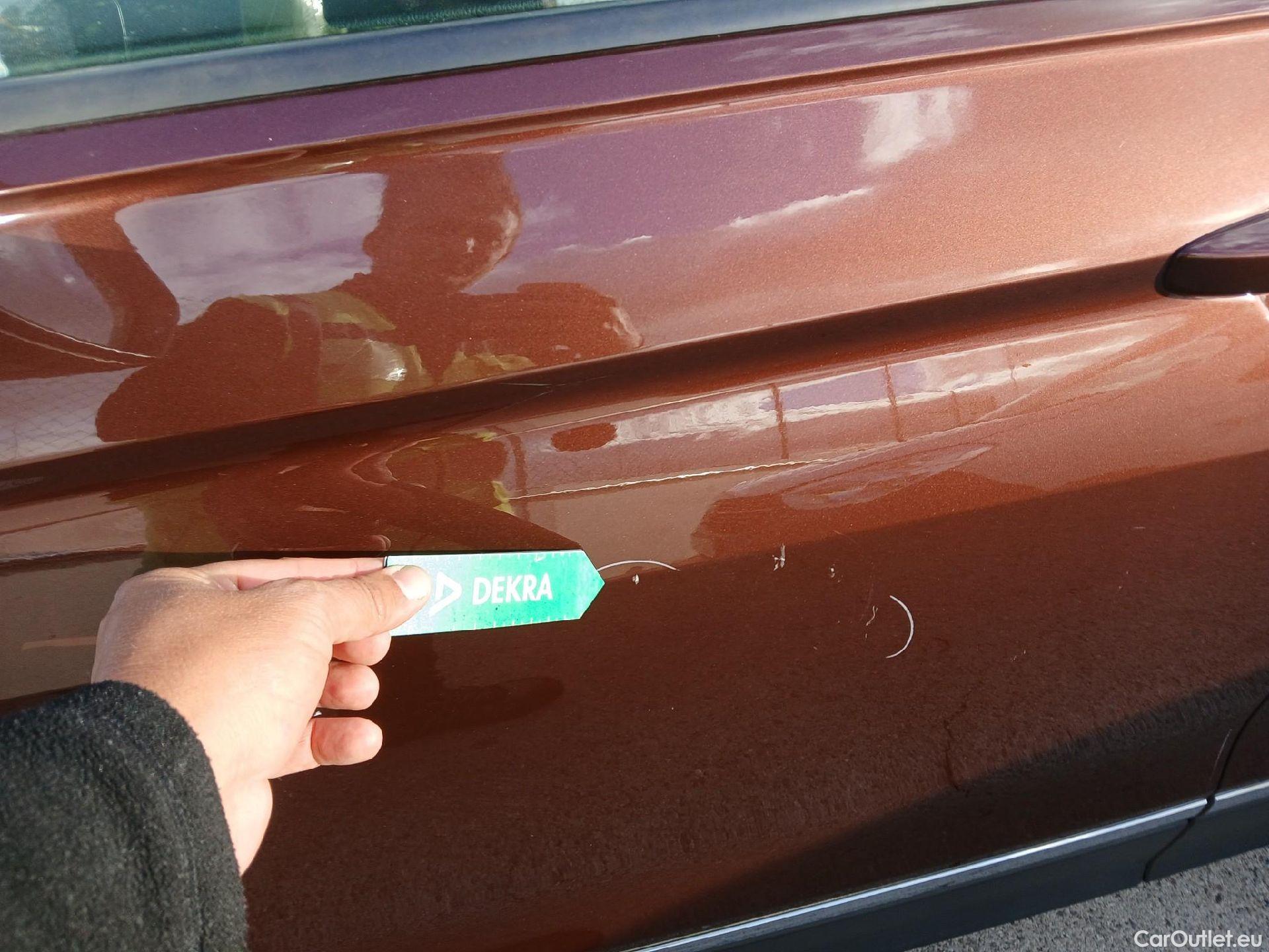  Volkswagen  Tiguan VOLKSWAGEN  / 2020 / 5P / todoterreno Life 2.0 TDI 110kW (150CV) #22