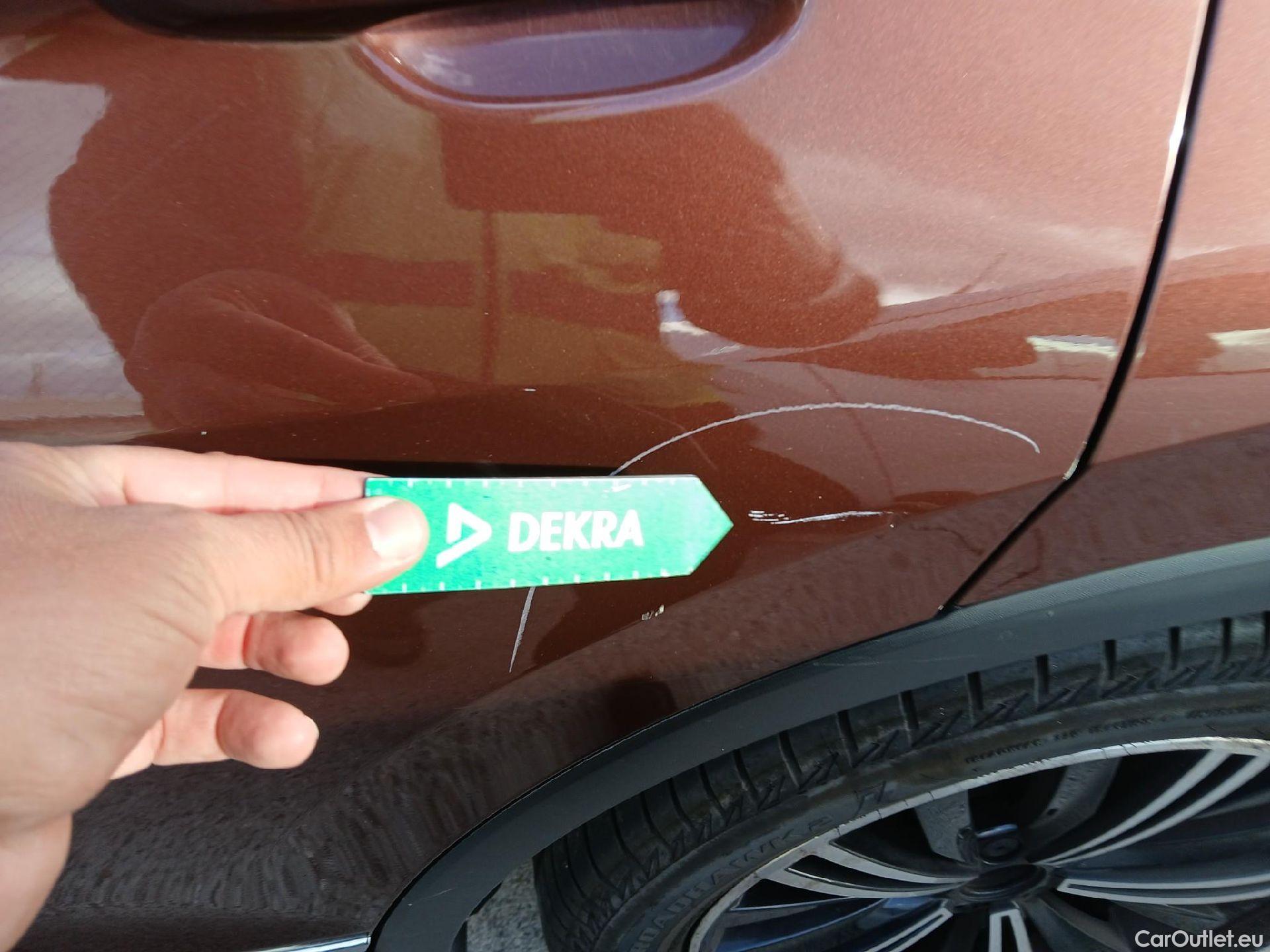  Volkswagen  Tiguan VOLKSWAGEN  / 2020 / 5P / todoterreno Life 2.0 TDI 110kW (150CV) #24