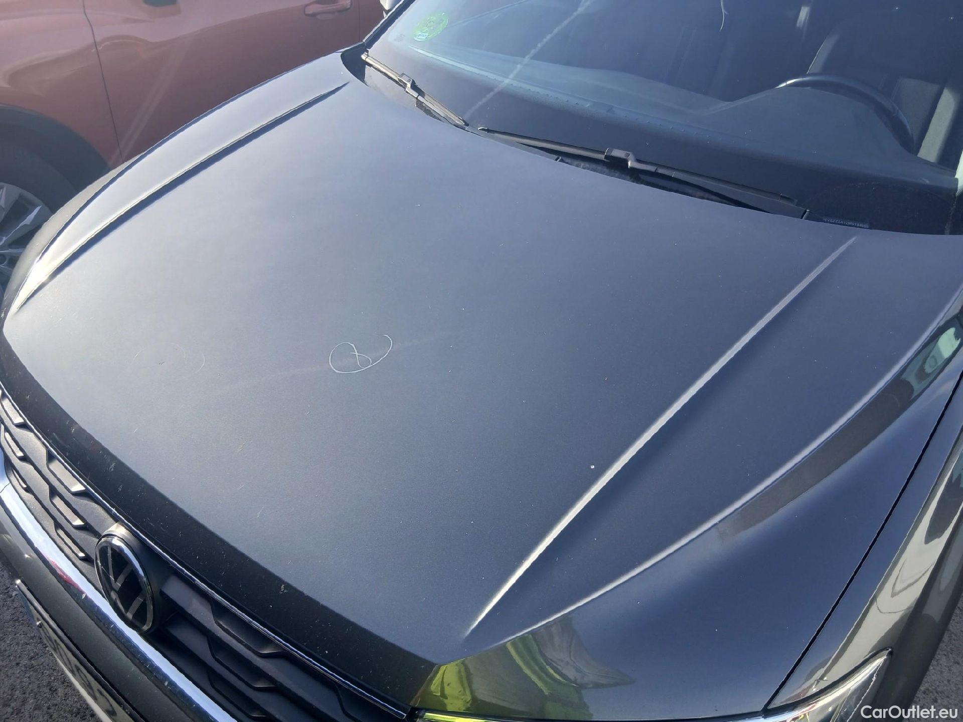  Volkswagen  T-ROC VOLKSWAGEN  / 2017 / 5P / todoterreno Advance 2.0 TDI 110kW (150CV) DSG (AC2) #5