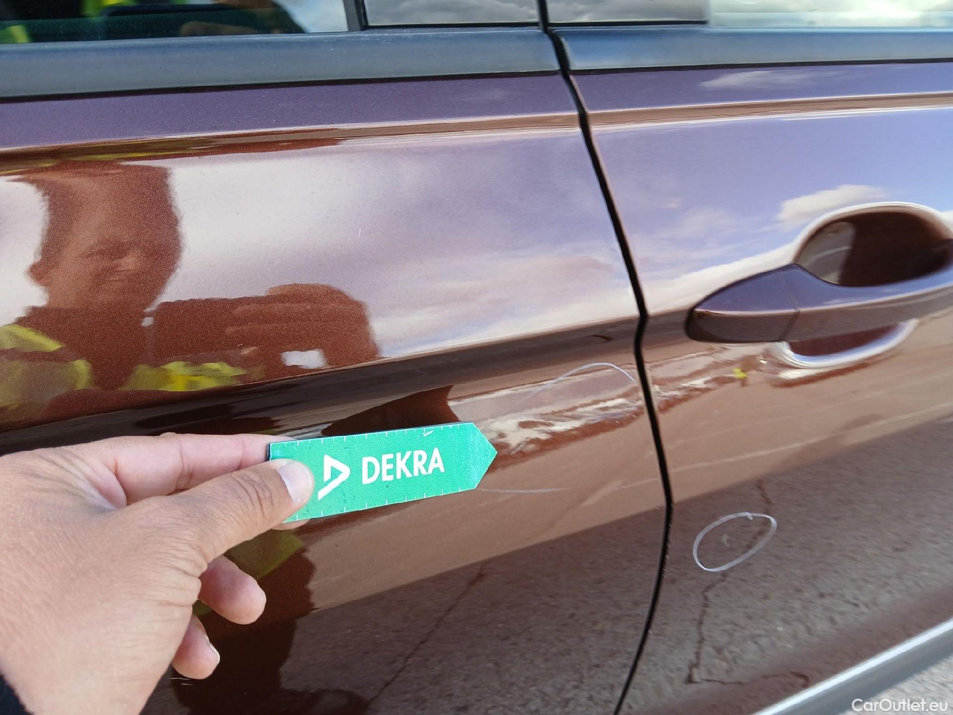  Volkswagen  Tiguan VOLKSWAGEN  / 2020 / 5P / todoterreno Life 2.0 TDI 110kW (150CV) #34