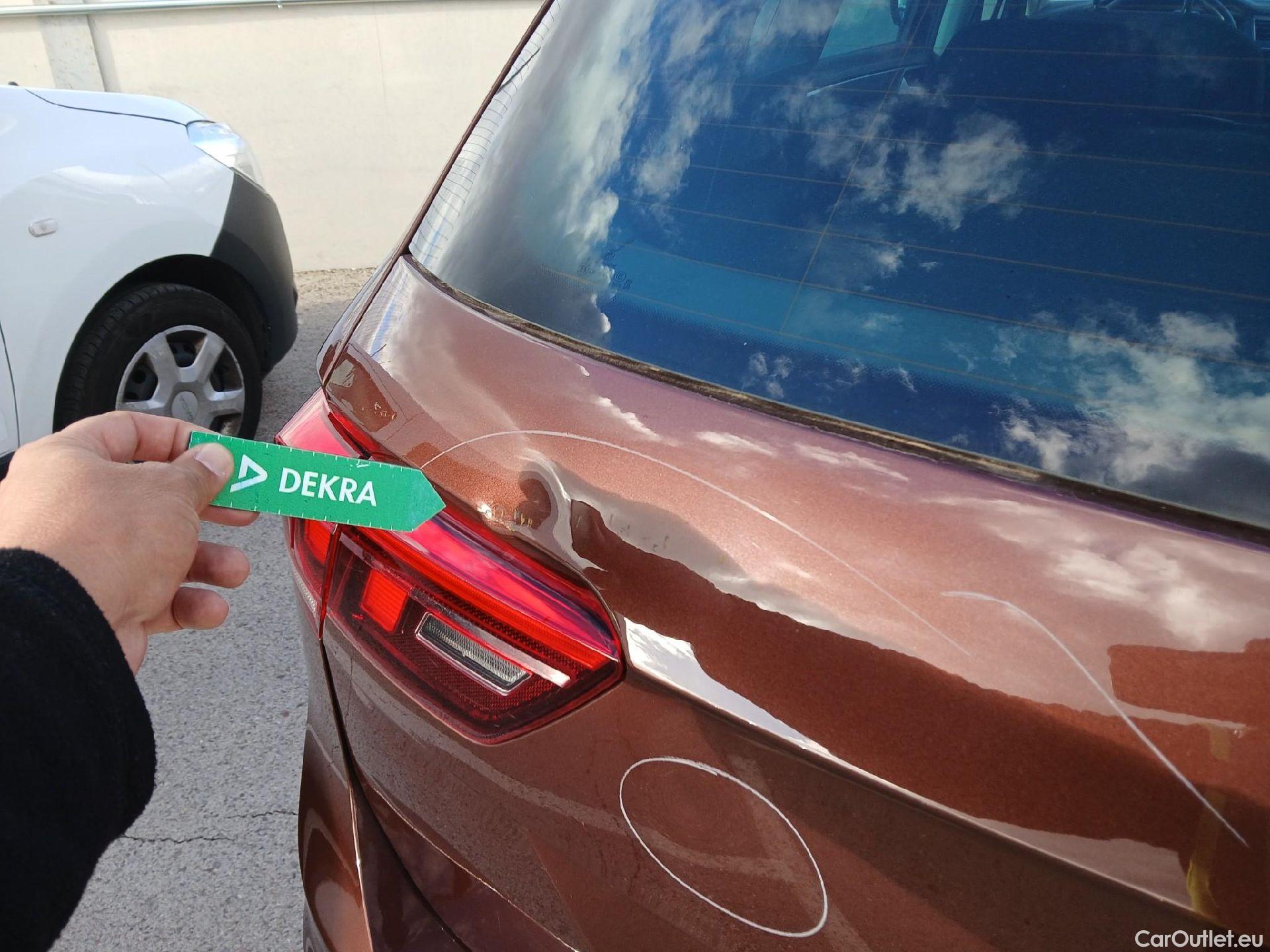  Volkswagen  Tiguan VOLKSWAGEN  / 2020 / 5P / todoterreno Life 2.0 TDI 110kW (150CV) #31