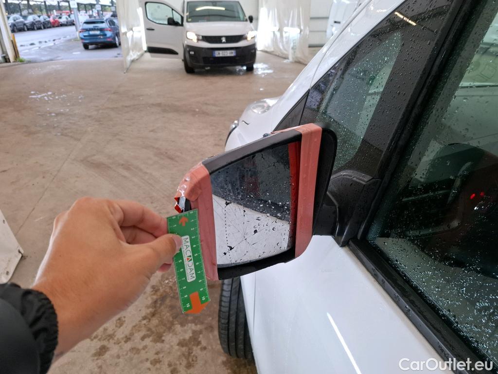  Renault  Kangoo RENAULT  / 2021 / 4P / Fourgonnette GD CONFORT - TCE 130 #13