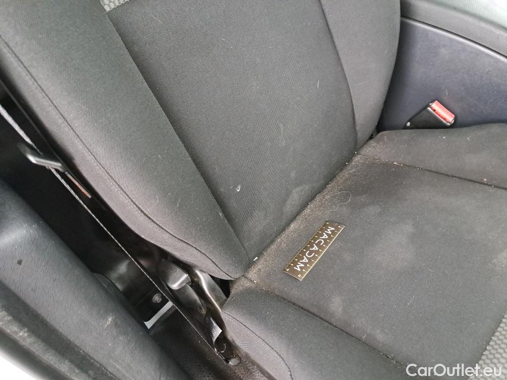  Renault  Kangoo  Express Maxi Extra (Série Spéciale) 1.5 #32