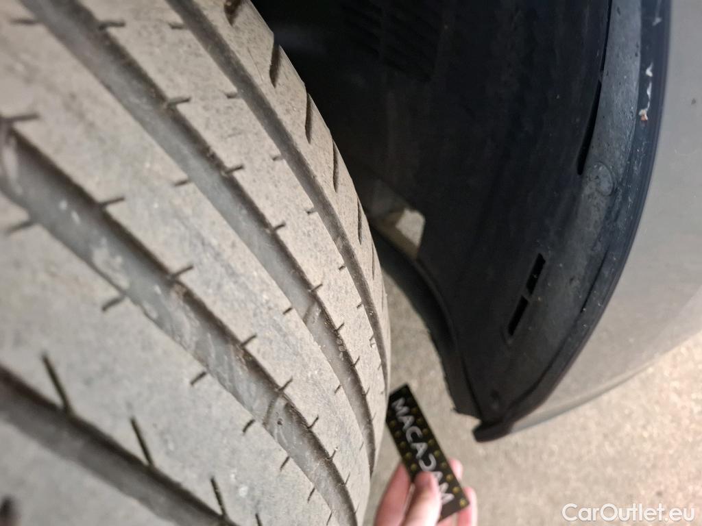  Volkswagen  Golf  VIII Berline Style 1st eHybrid 1.4 205CV BVA6 E6d #12