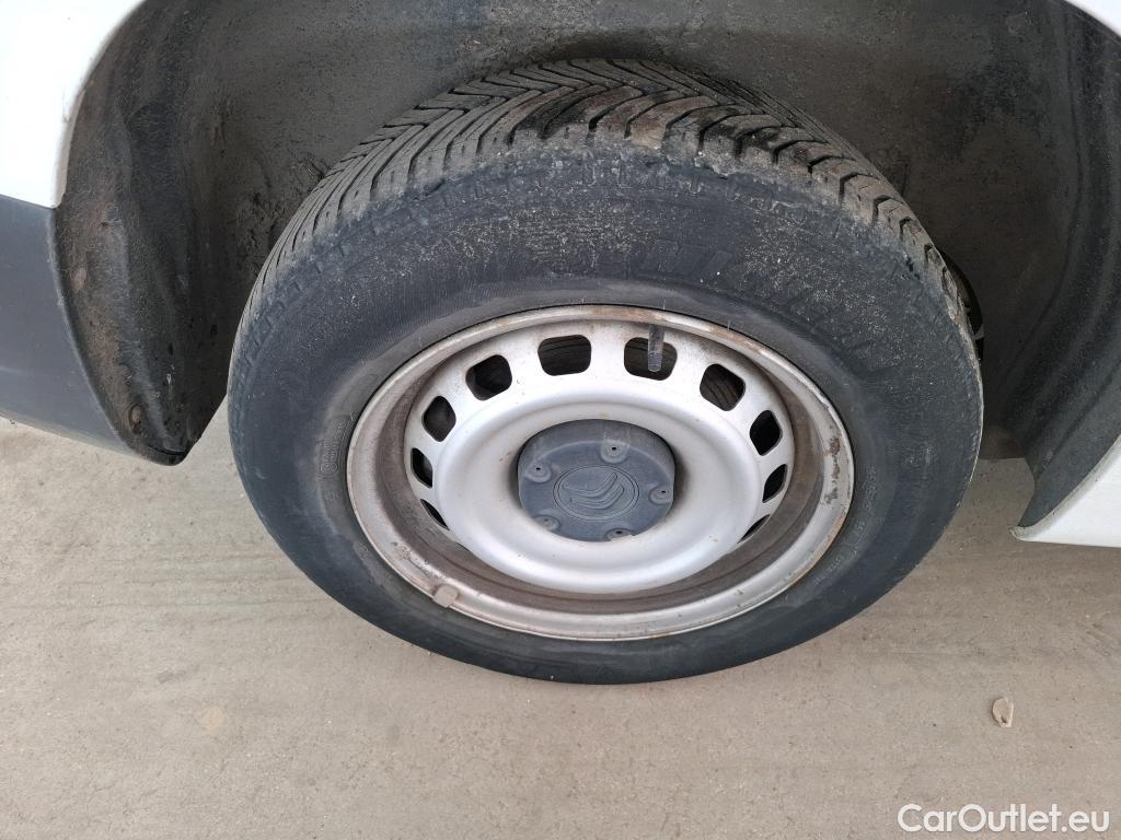  Citroen  Berlingo  Fourgon Club M 650 1.5 BlueHDi 75CV BVM5 E6dT #8