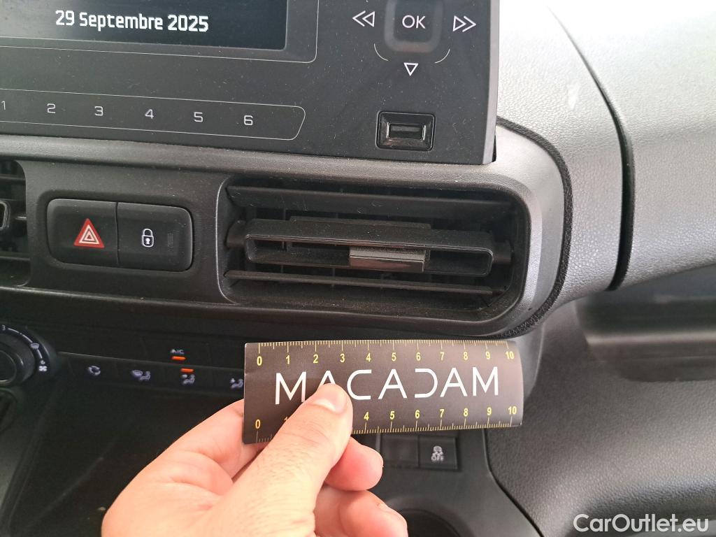  Citroen  Berlingo  Fourgon Club M 650 1.5 BlueHDi 75CV BVM5 E6dT #9