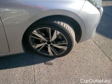  Peugeot  308 1.5 BLUEHDI 130 AUTO8 ALLURE #32