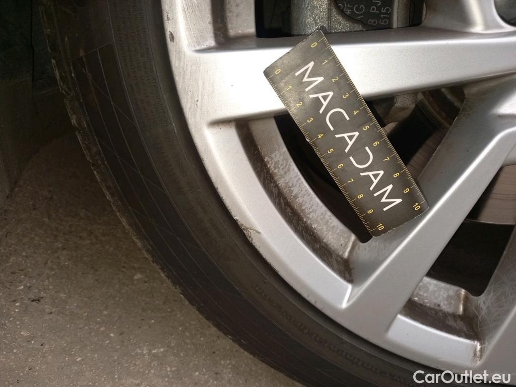  Audi  A3 AUDI  Sportback / 2016 / 5P / Berline 40 TFSI 190 QUAT S TRONIC BUSI L SB #29