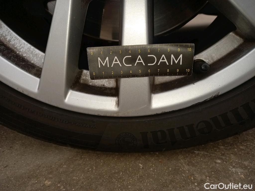  Audi  A3 AUDI  Sportback / 2016 / 5P / Berline 40 TFSI 190 QUAT S TRONIC BUSI L SB #28