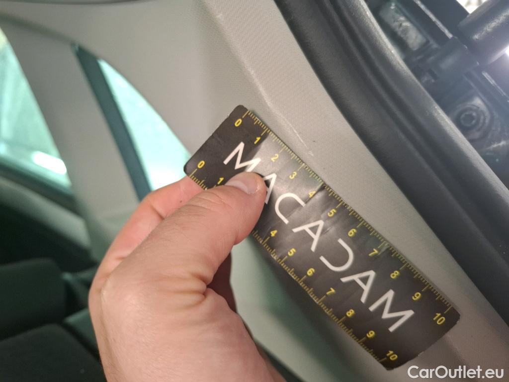  Volkswagen  Tiguan VOLKSWAGEN  / 2016 / 5P / SUV 2.0 TDI 150 DSG7 Confortline Business #5