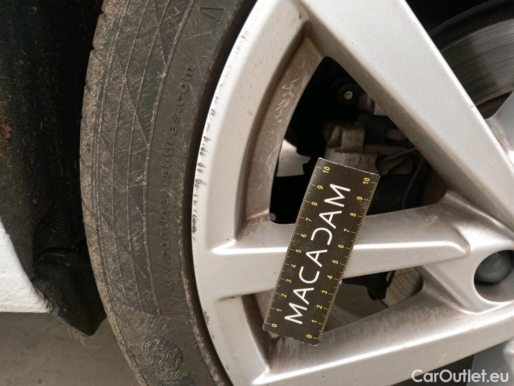  Audi  A3 AUDI  Sportback / 2016 / 5P / Berline 40 TFSI 190 QUAT S TRONIC BUSI L SB #24