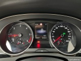  Volkswagen  Passat Variant 2.0 TDI SCR DSG 4Motion Business Automatic Diesel  48 #8