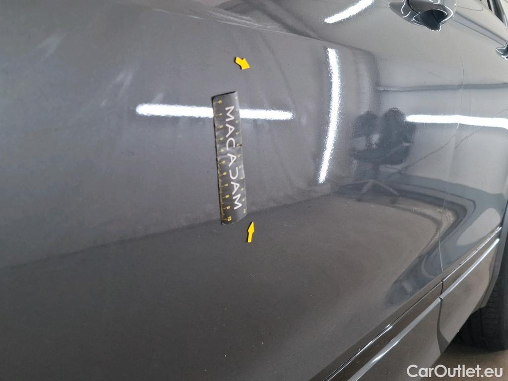  Volkswagen  Tiguan VOLKSWAGEN  / 2016 / 5P / SUV 2.0 TDI 150 DSG7 Black R-Line(SP) #3