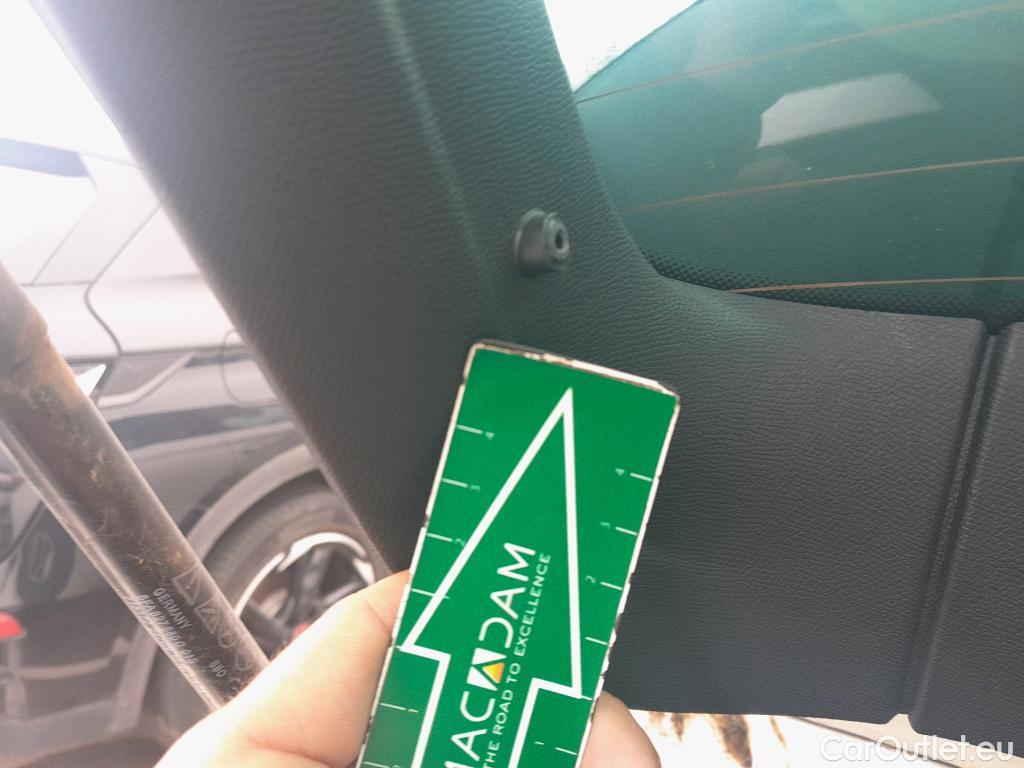  Land Rover  Discovery SEAT Nuevo León / 2020 / 5P / berlina con portón 2.0 TDI 85kW S&S Style Go (AC3) #9