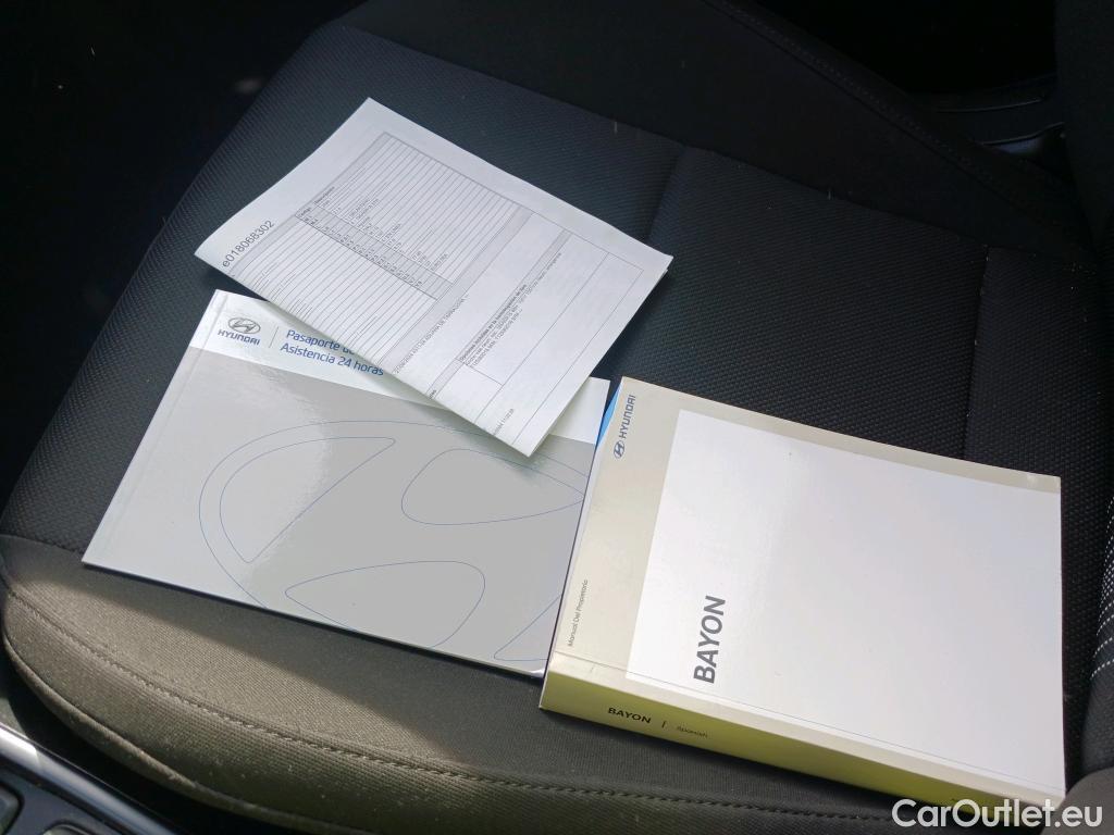  Hyundai  Bayon HYUNDAI  / 2024 / 5P / todoterreno 1.2 MPI Klass #11