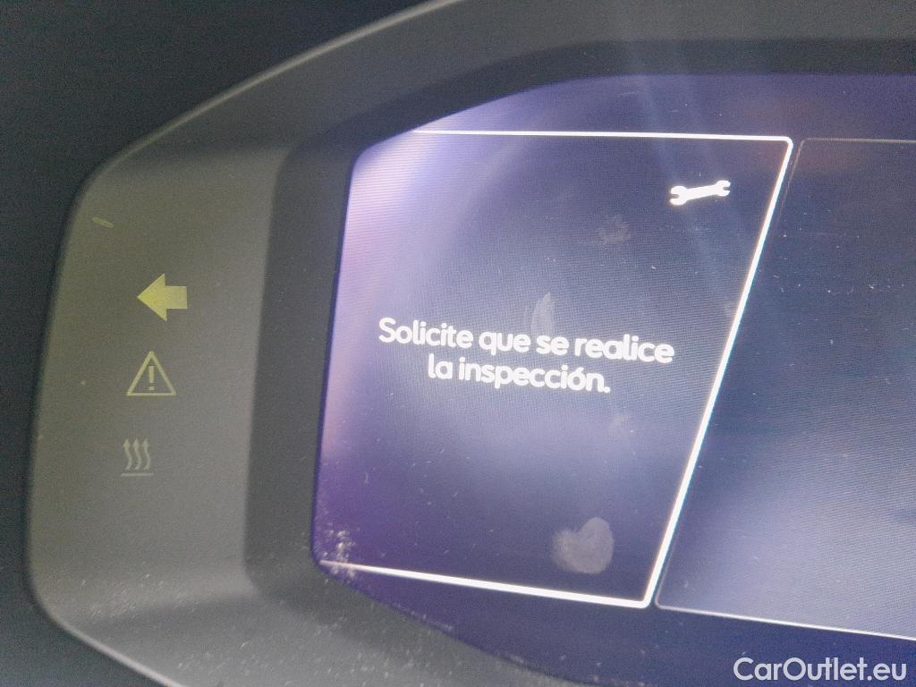  Land Rover  Discovery SEAT Nuevo León / 2020 / 5P / berlina con portón 2.0 TDI 85kW S&S Style Go (AC3) #14