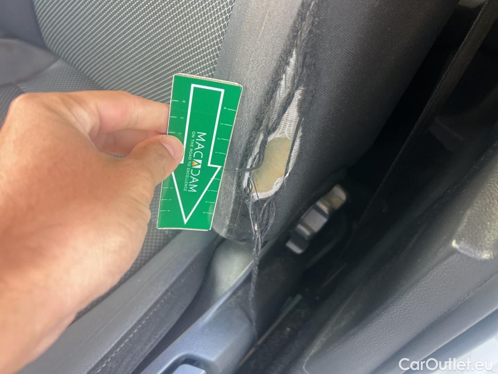  Seat  Arona SEAT  / 2017 / 5P / todoterreno 1.0 TSI 70kW (95CV) Style Edition Eco (CX) #4