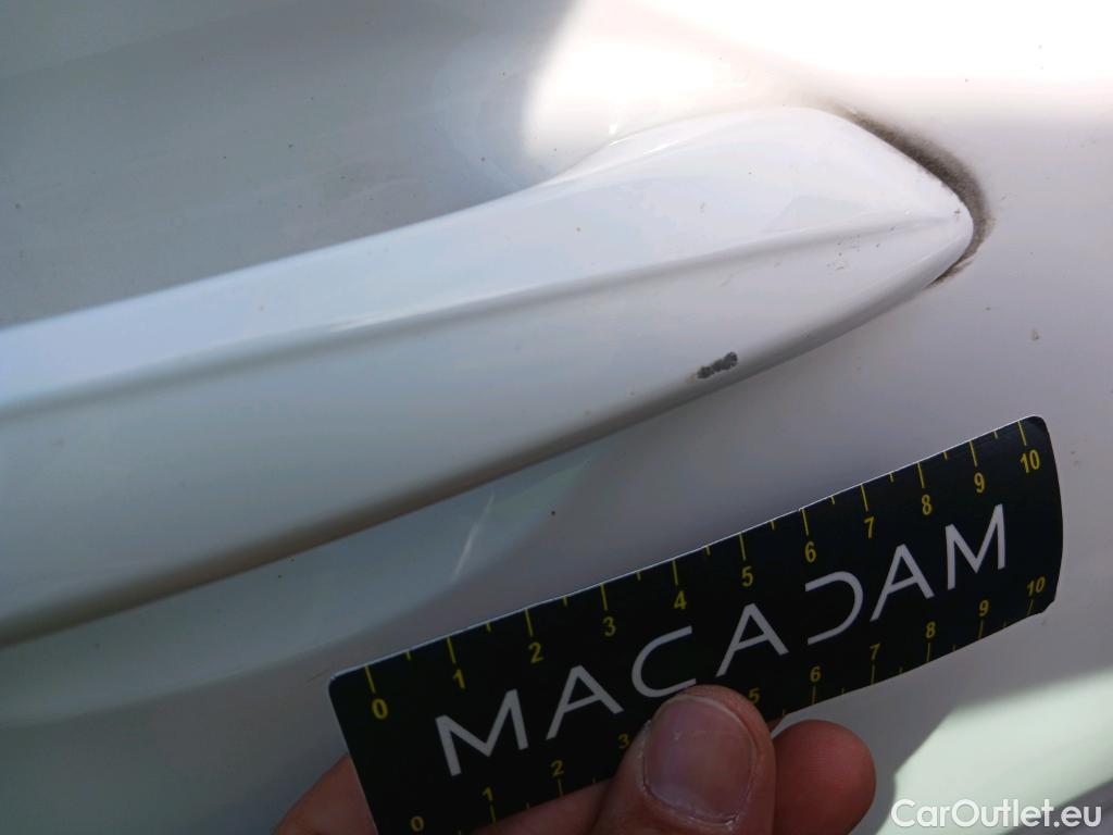  Hyundai  Bayon HYUNDAI  / 2024 / 5P / todoterreno 1.2 MPI Klass #22