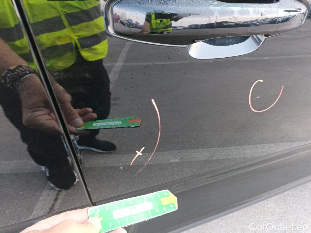  Volvo  XC 40 VOLVO XC40 / 2017 / 5P / todoterreno 2.0 D4 AWD Inscription Auto #4