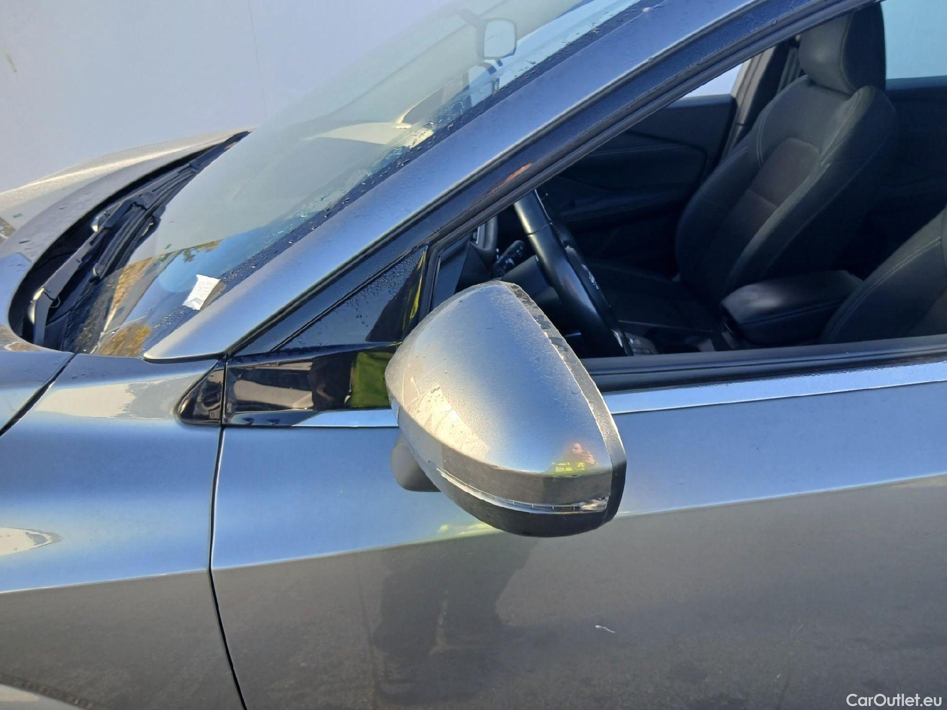  Nissan  Qashqai NISSAN  / 2021 / 5P / todoterreno DIG-T 103kW (140CV) mHEV 4x2 Acenta #5