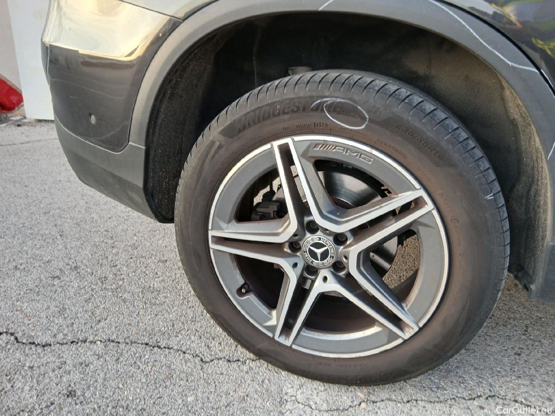  Mercedes  G-Klasee Clase GLC GLC 300 de 4Matic (253.911)AMG 2.0 AMG Line 305CV AT9 E6d #2