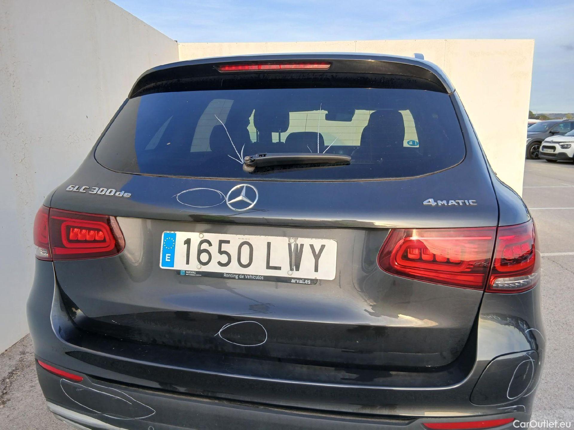  Mercedes  G-Klasee Clase GLC GLC 300 de 4Matic (253.911)AMG 2.0 AMG Line 305CV AT9 E6d #25