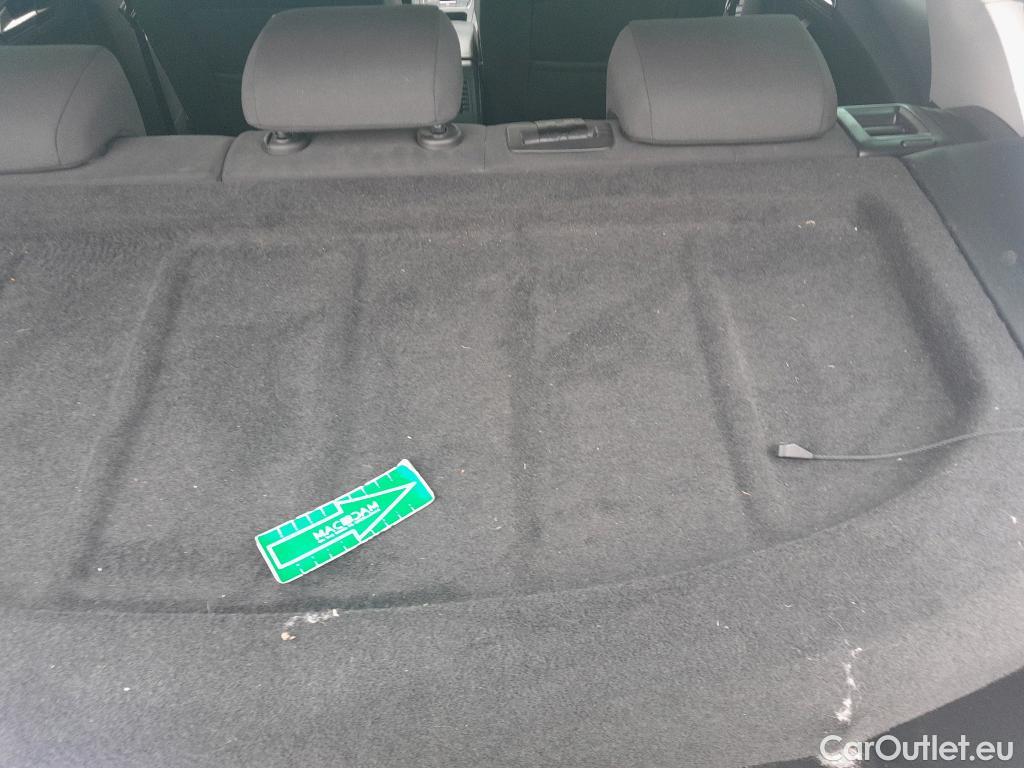  Land Rover  Discovery SEAT Nuevo León / 2020 / 5P / berlina con portón 2.0 TDI 85kW S&S Style Go (AC3) #5